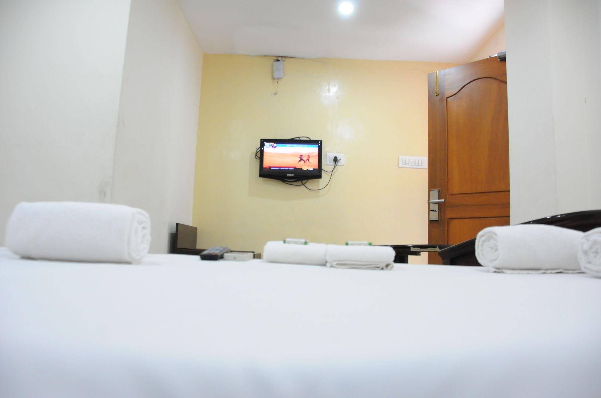 Lloyds Guest House Royapettah