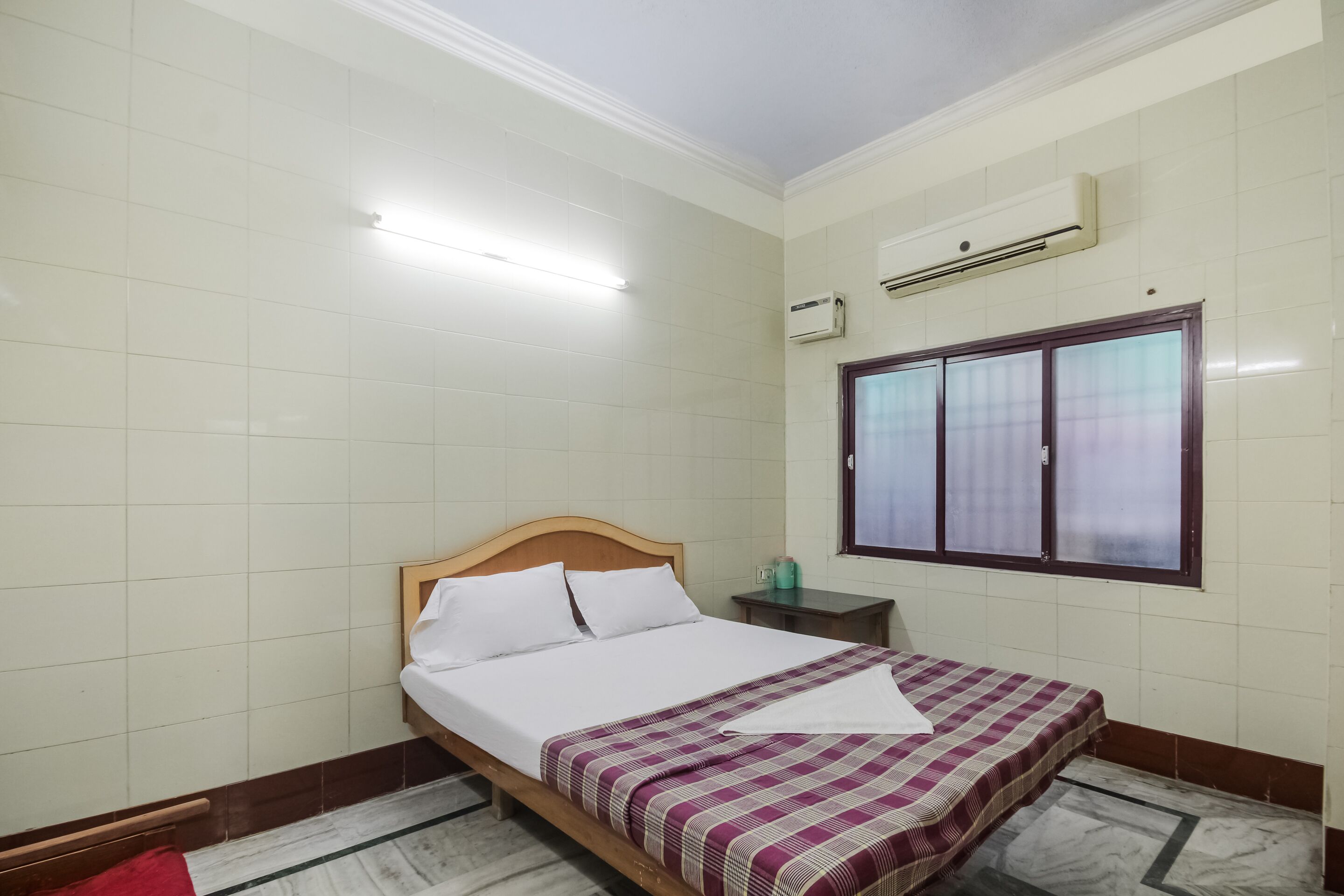 Mahalakshmi Inn by OYO Rooms