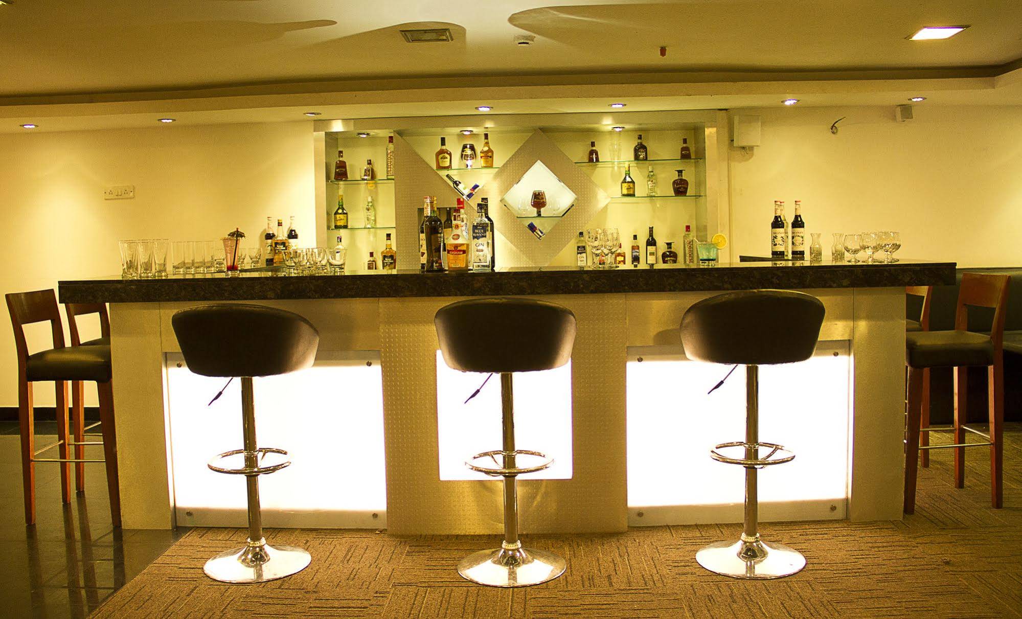 Marina Inn
