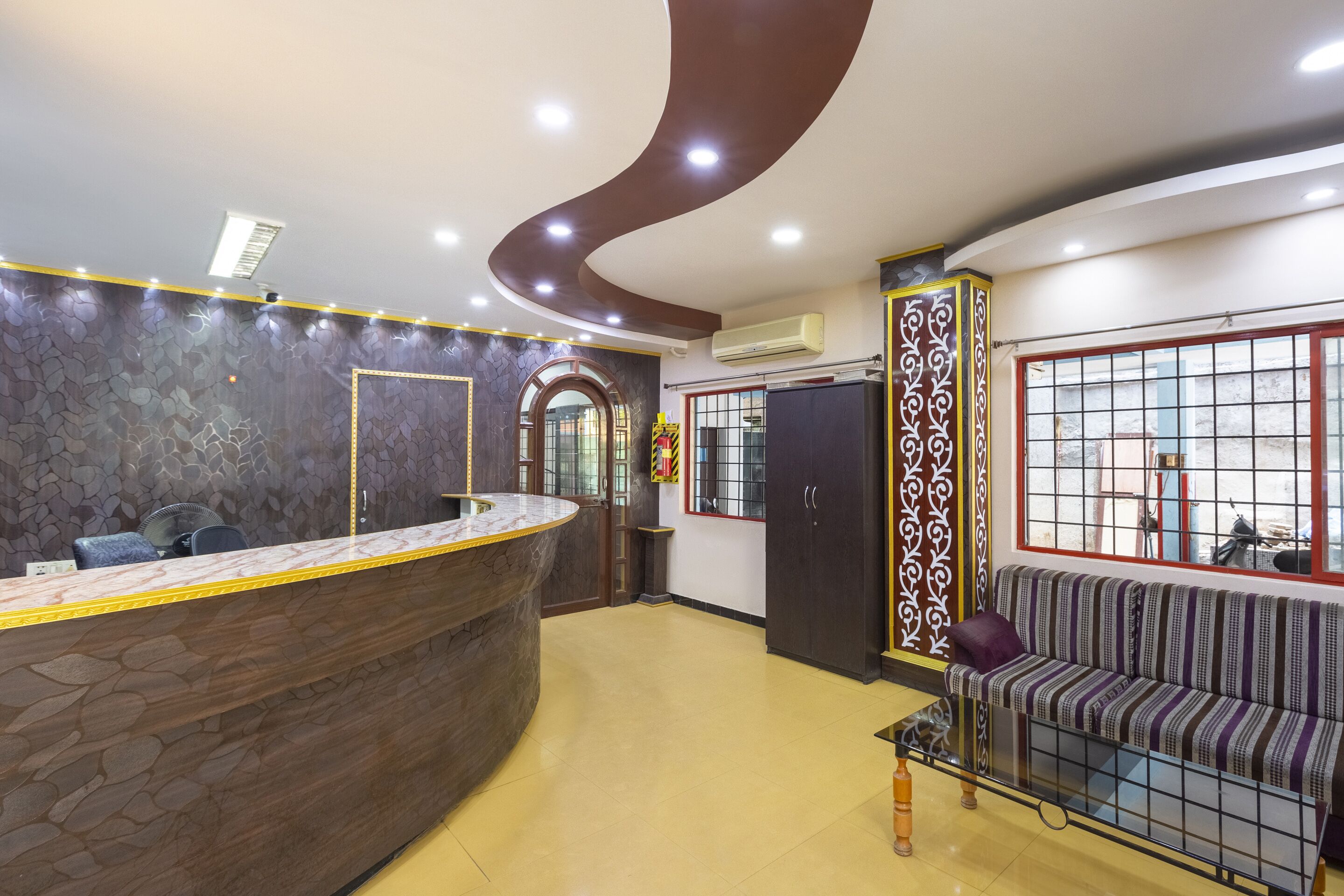 New Victory Mansion & Lodging by OYO Rooms
