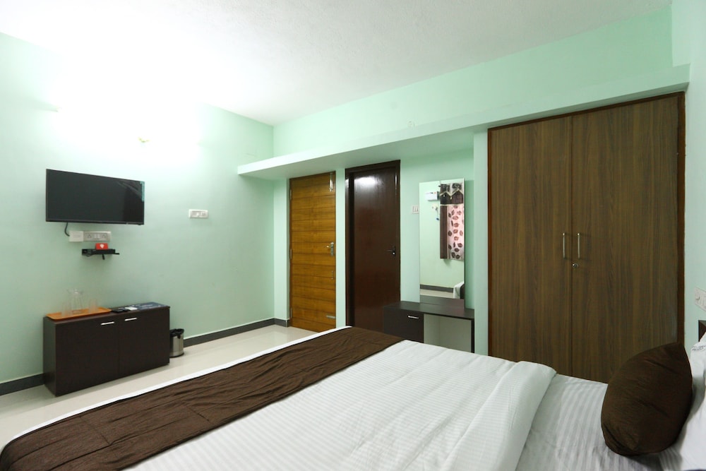 OYO 7722 Sorgam Serviced Apartments