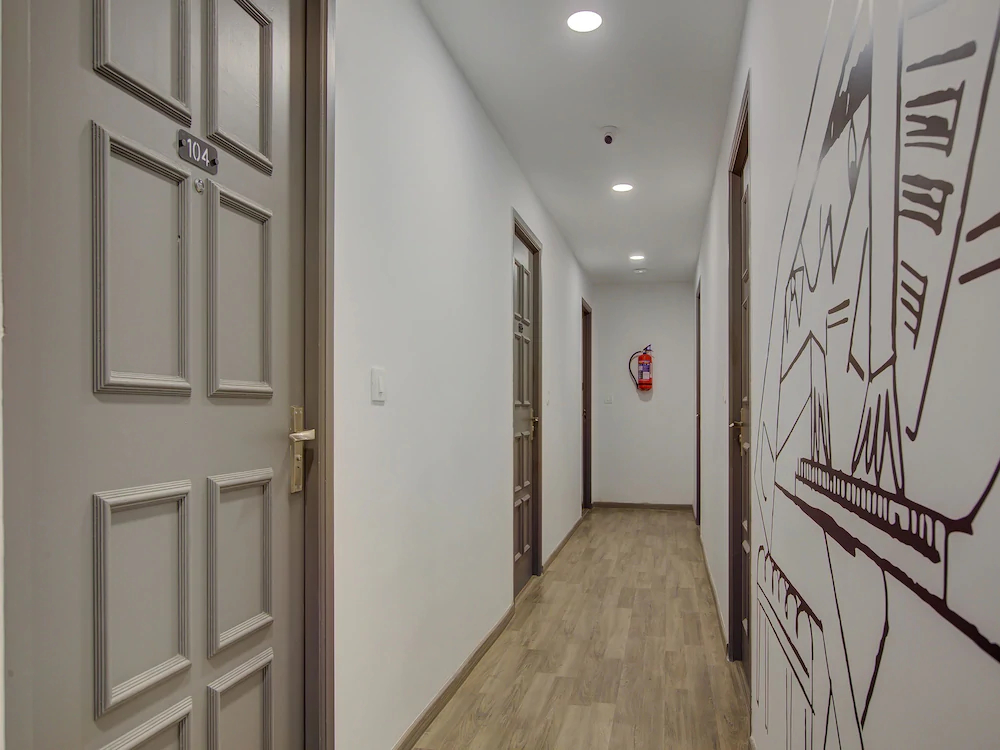 OYO Townhouse 052 Tidel Park Adyar
