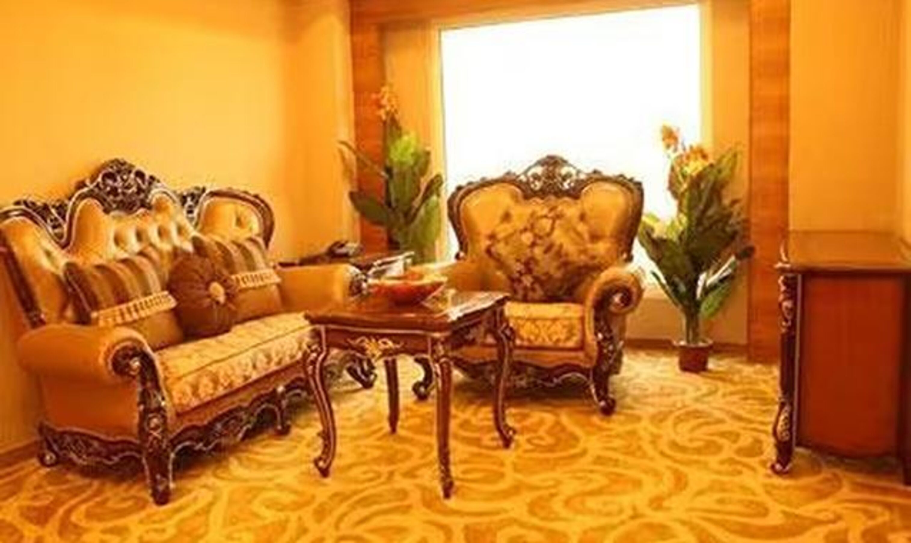 Prime Le Palace by Fabhotel