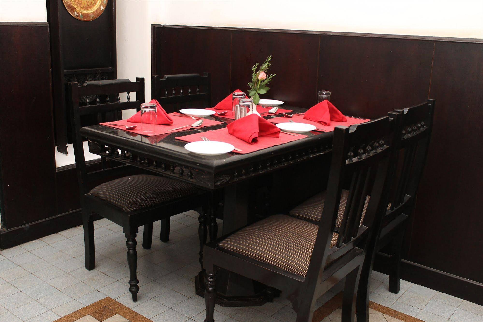 Raj Palace Sundar