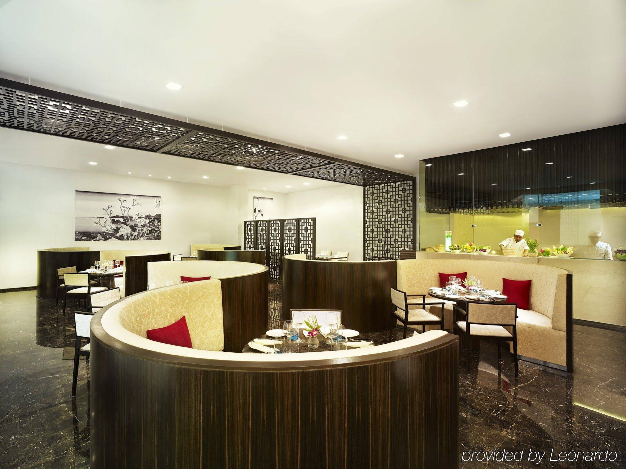 Vivanta Chennai, IT Expressway