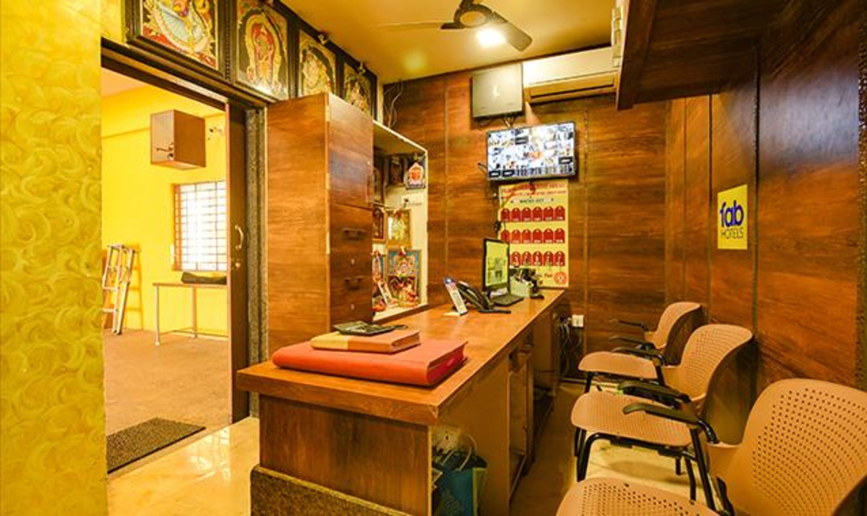 Woodpecker Stay Inn by Fabhotel