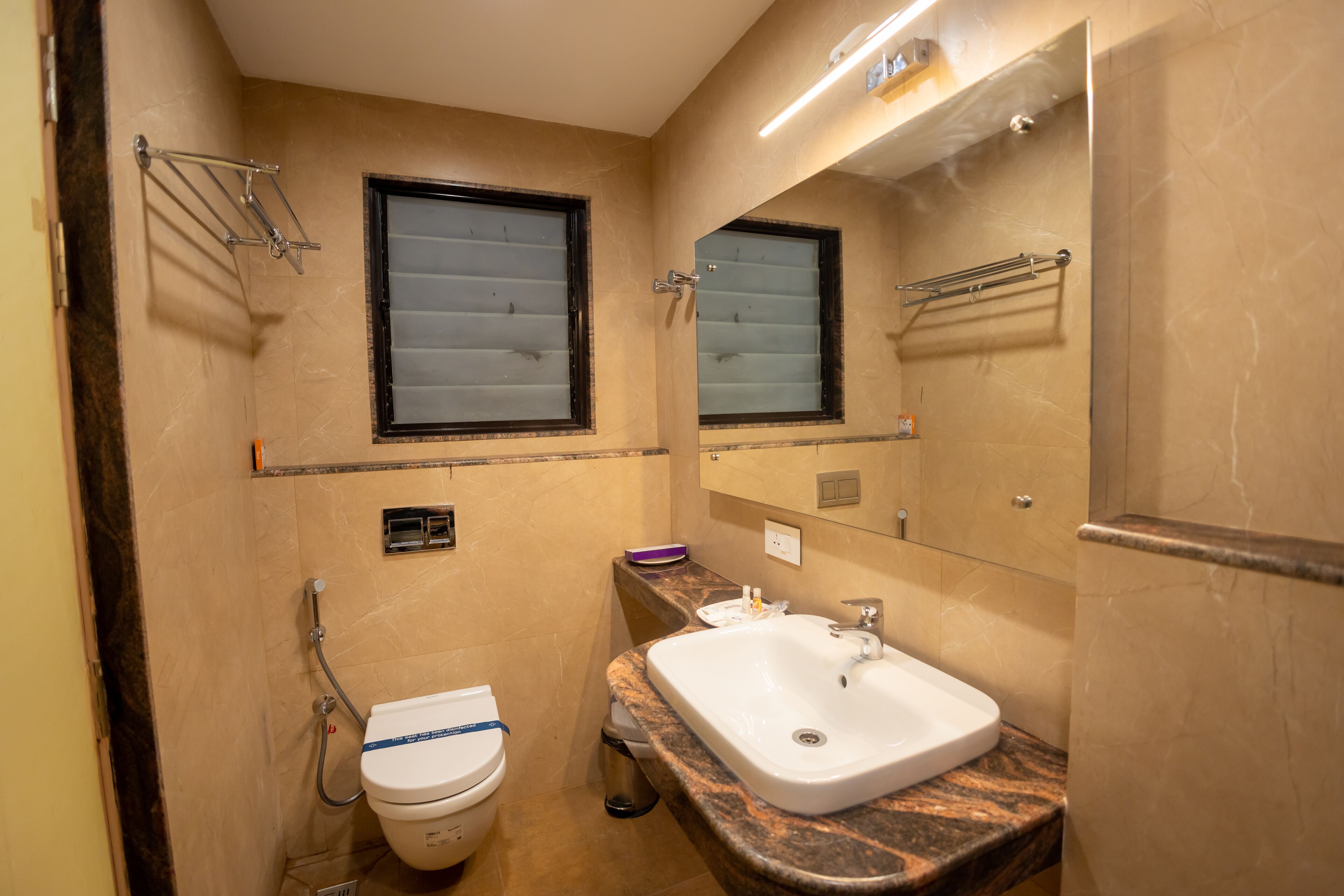 Hotel Grand Sabarees