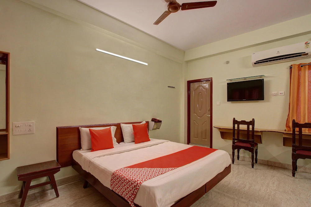 Hotel Radhakrishna by OYO Rooms