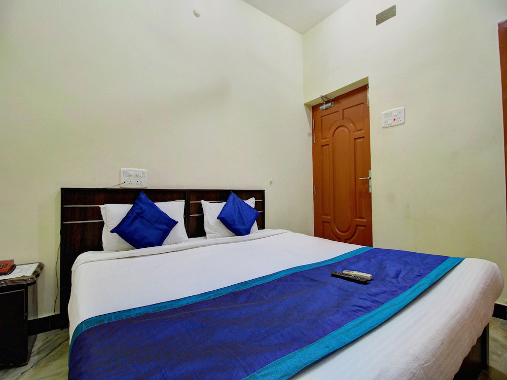 Hotel Vaani Villa by OYO Rooms