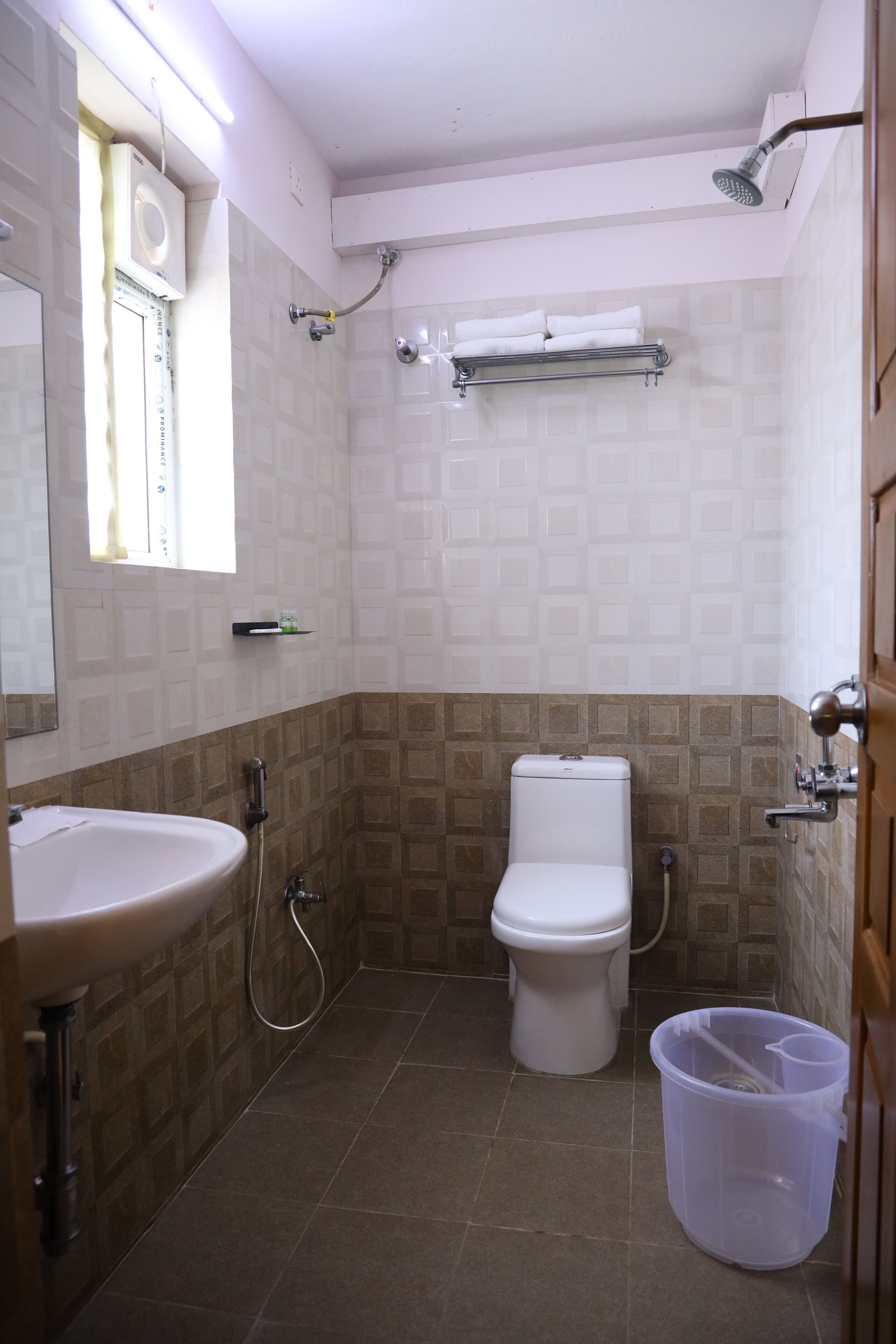 Kfour Apartment & Hotels Private Limited