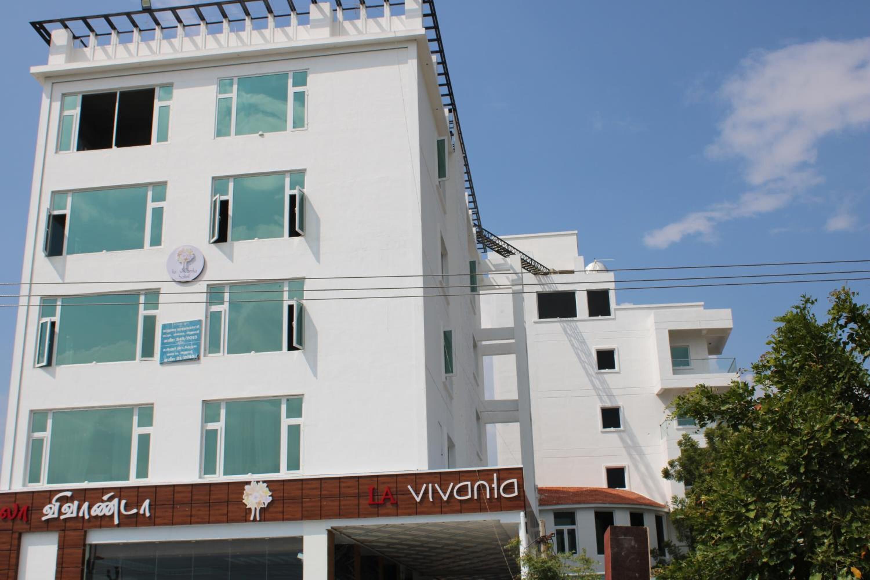 La Vivanta Hotel