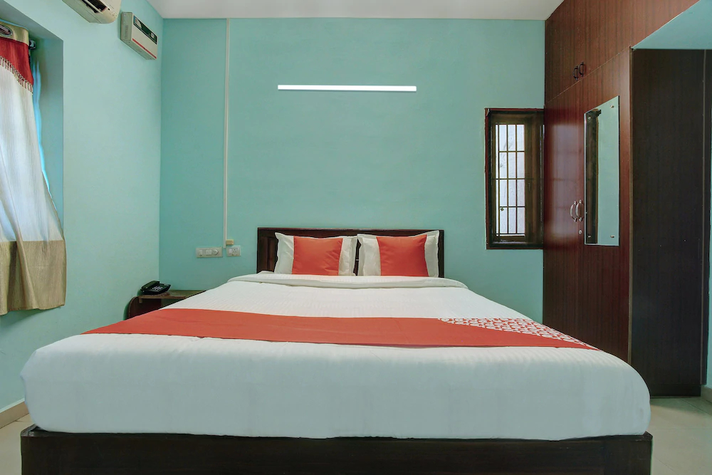 Veera Amohaa Service Apartments By OYO Rooms