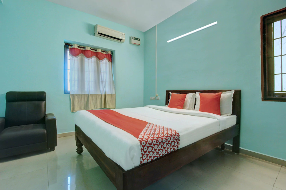 Veera Amohaa Service Apartments By OYO Rooms