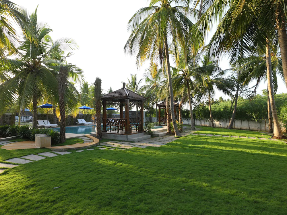Coco Retreat Farm