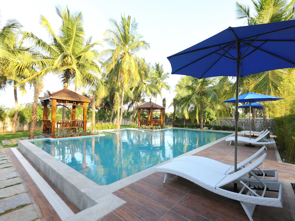 Coco Retreat Farm