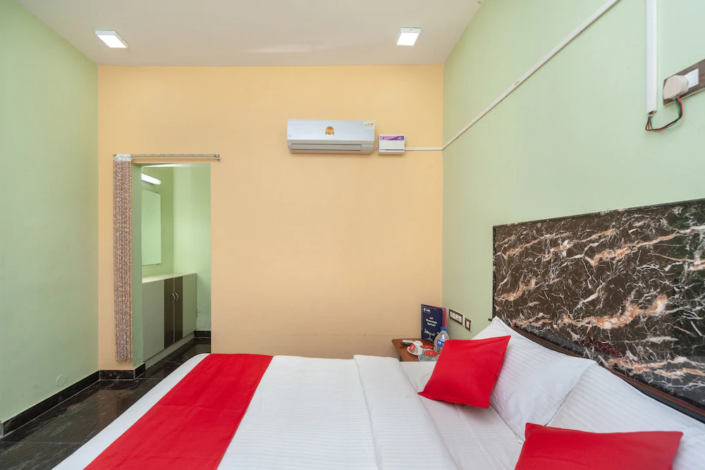 OYO 23082 Sg Sai Residency