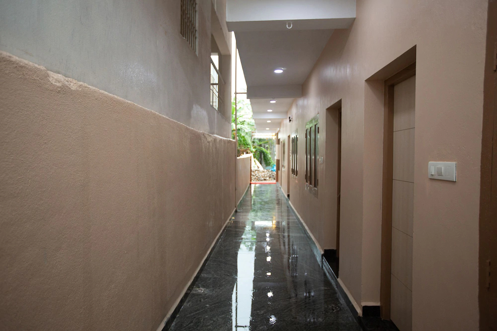OYO 23398 Hotel Sri Murugan