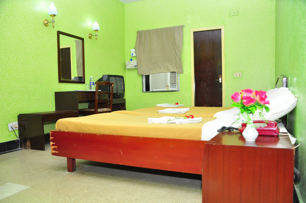 Hotel Golden Tower