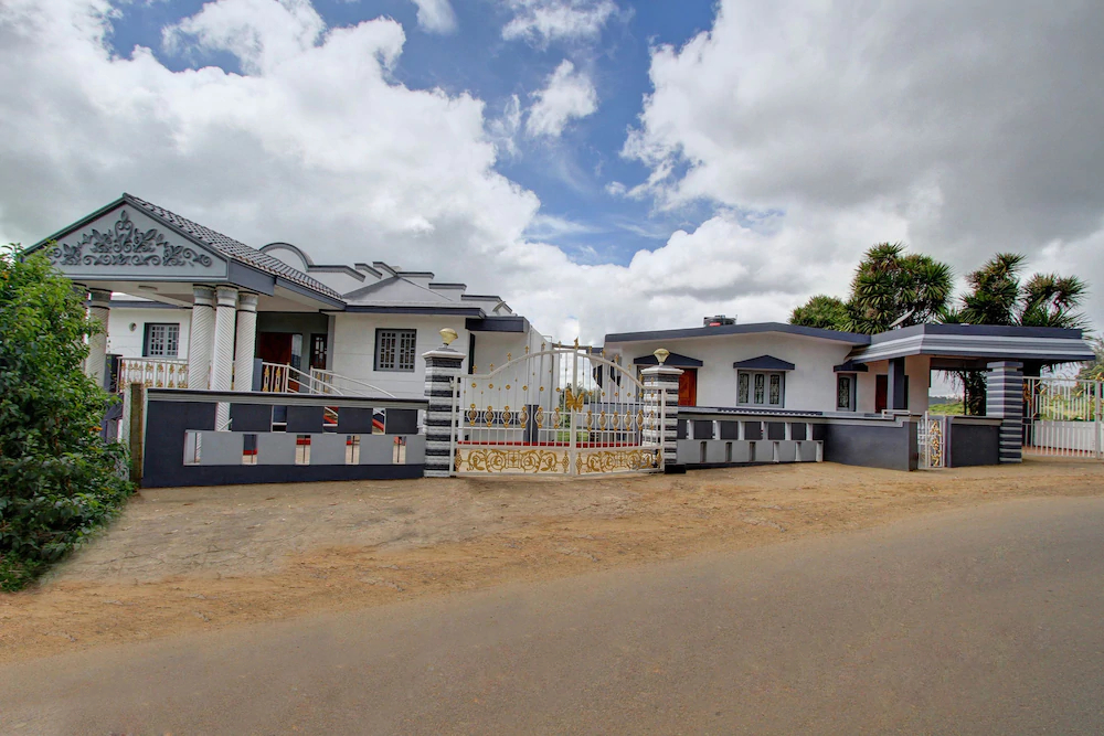 GV Residency by OYO Rooms