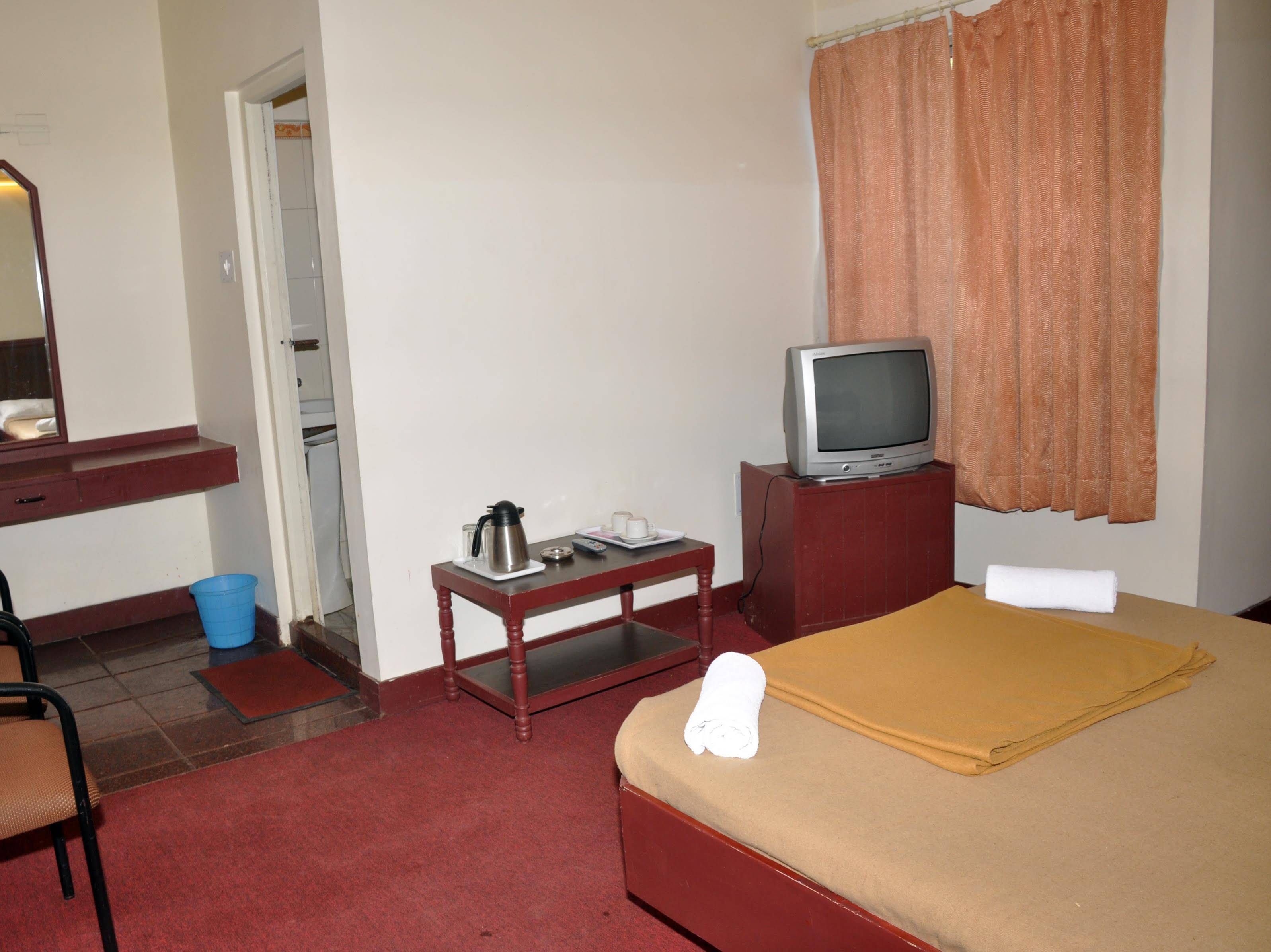 Hotel Blue Hills International