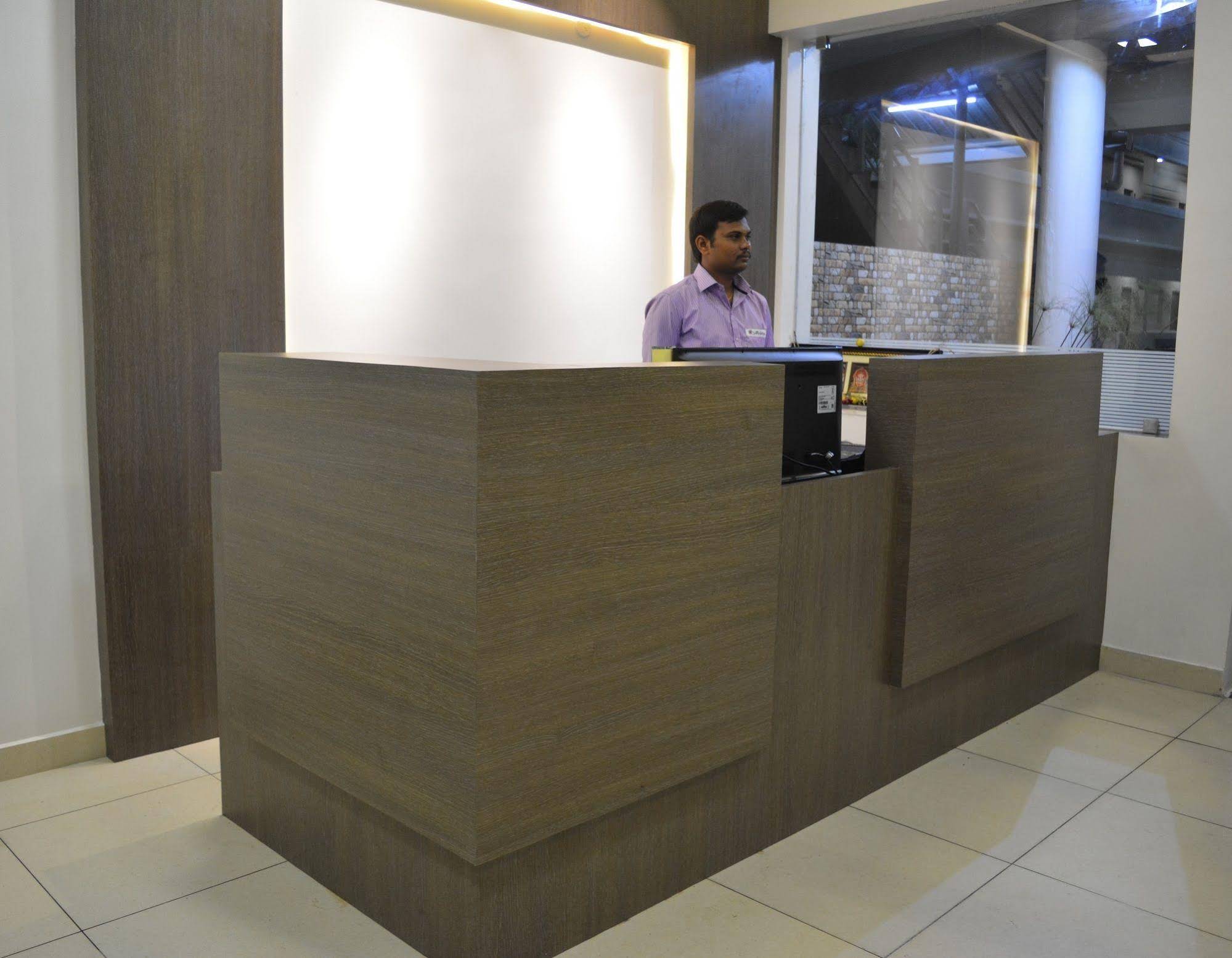 Hotel Sownthariyam