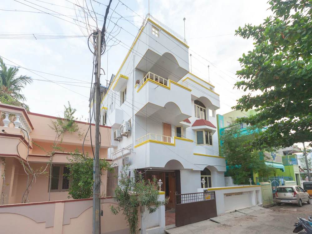 Chez Pondy By OYO Rooms