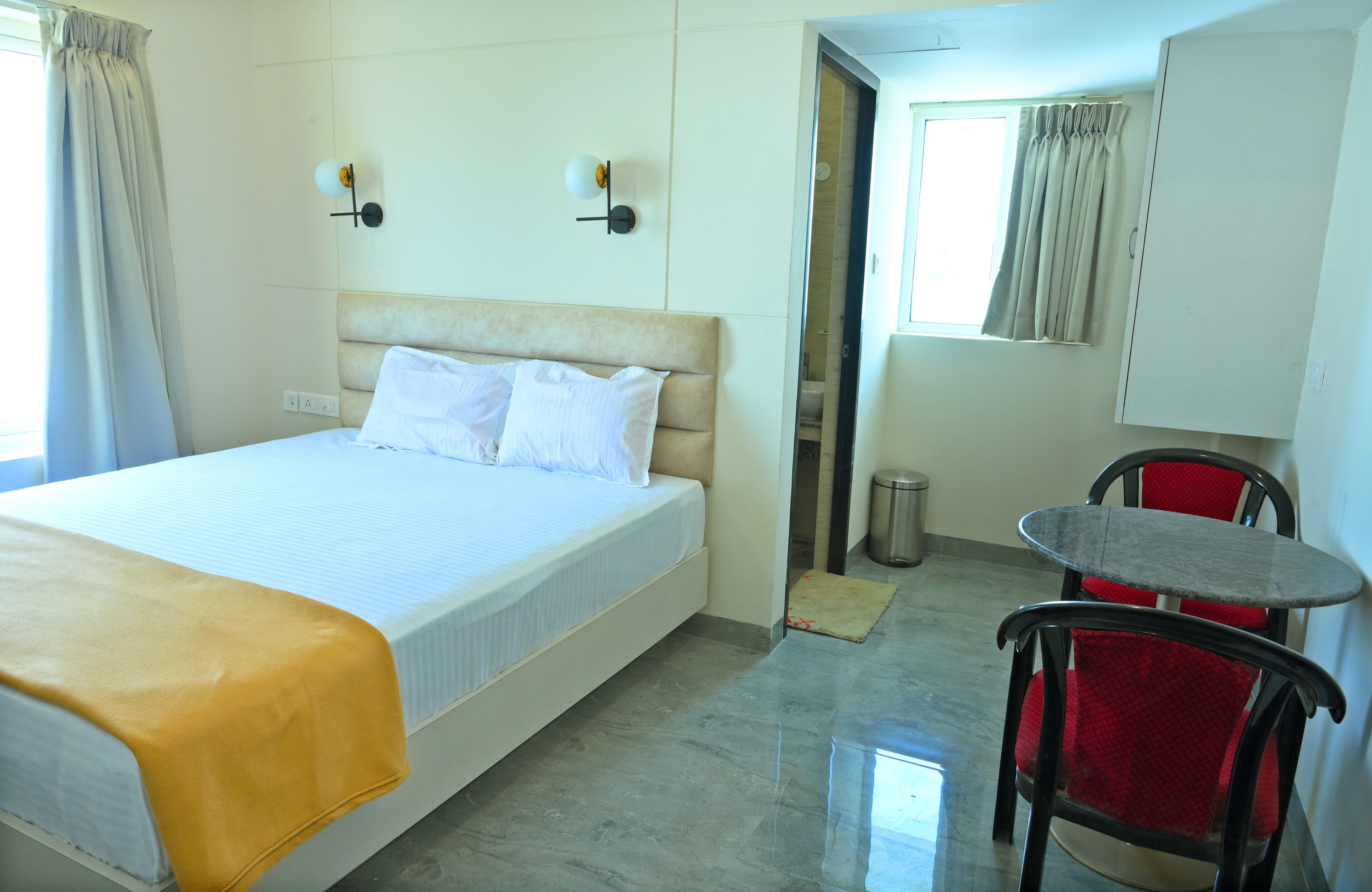 Eden Roc Hotel