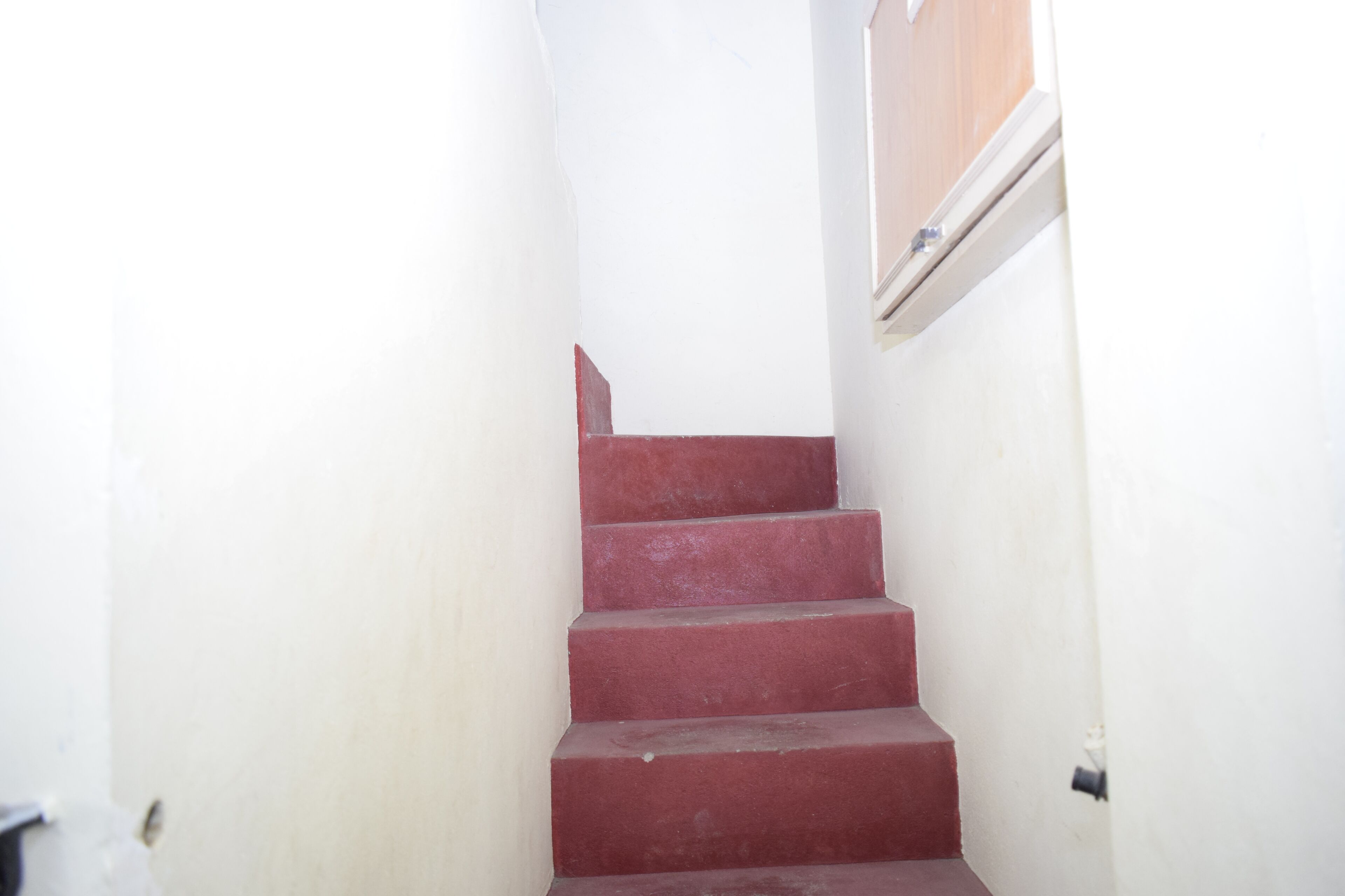 Great Guest House White Town