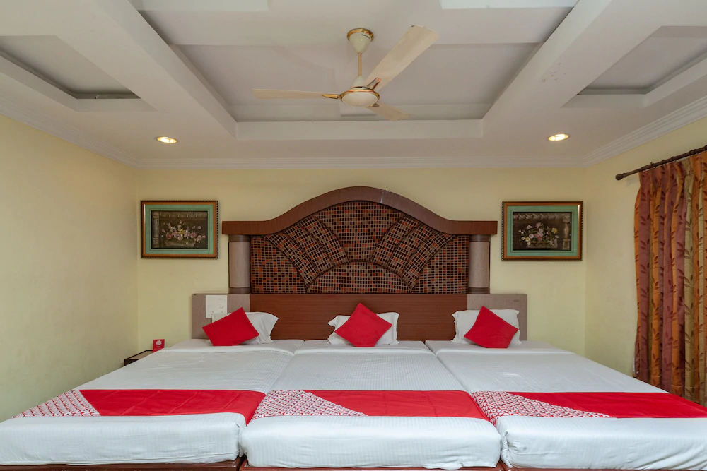 Hotel Auro By OYO Rooms
