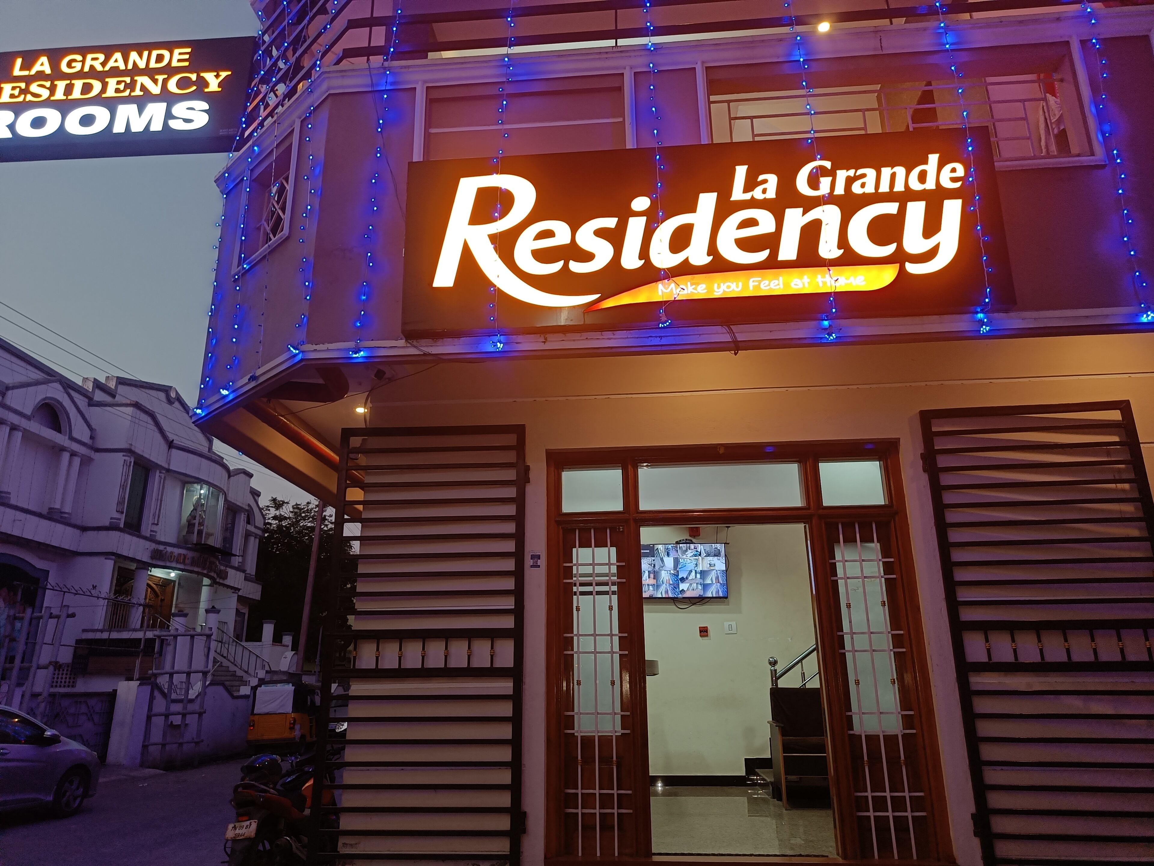 La Grande Residency