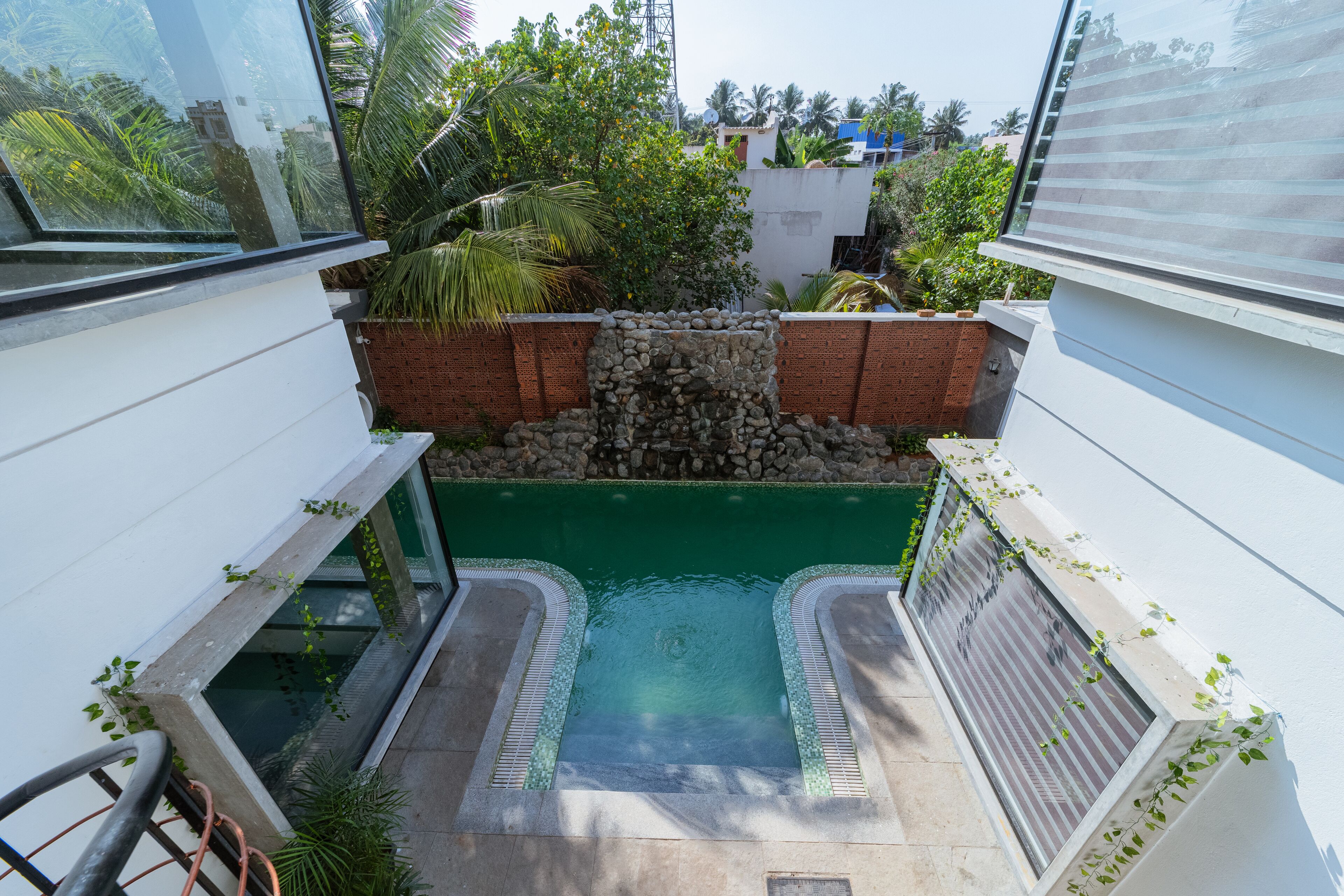 Mermaid Garden Farm House