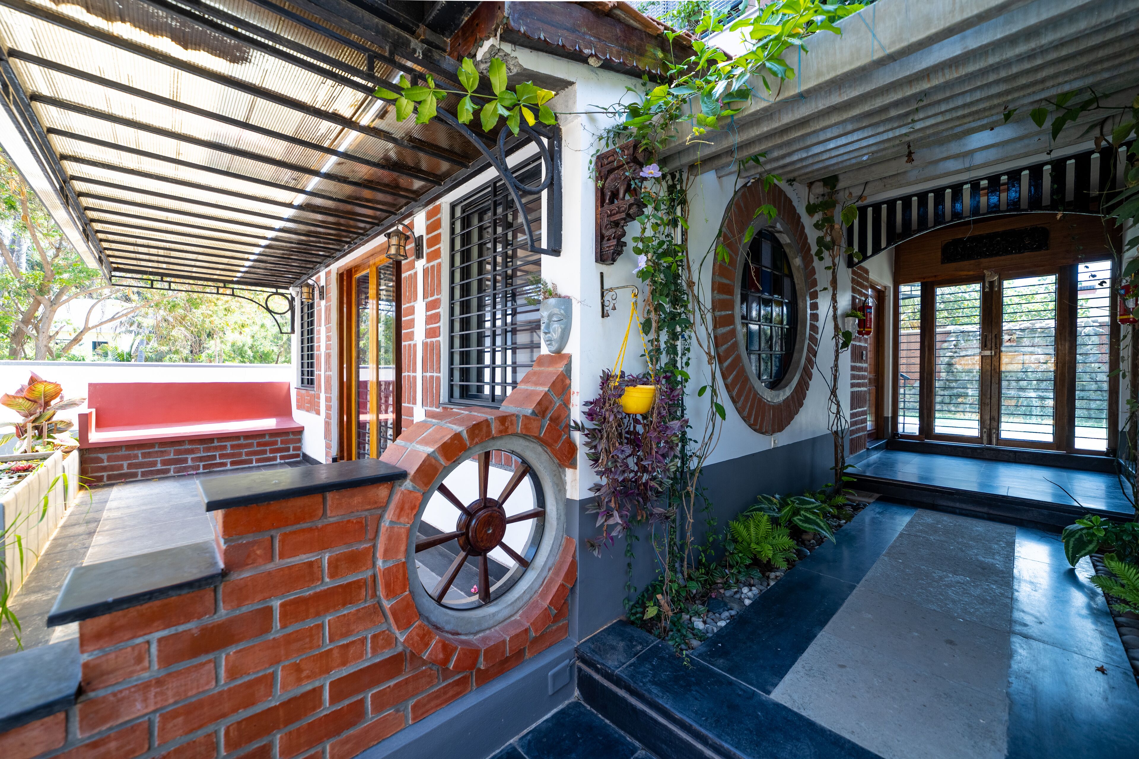 Mermaid Garden Farm House