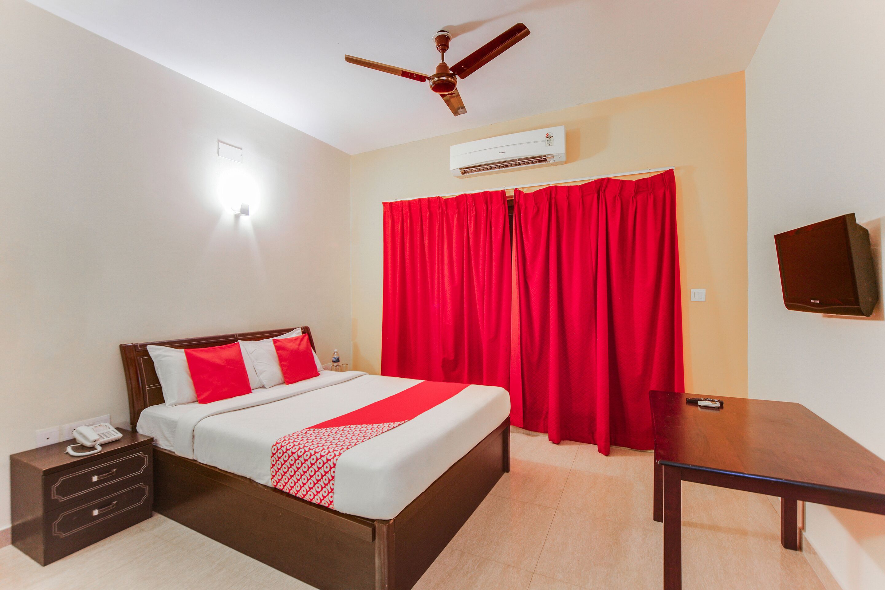 Purple Resort by OYO Rooms