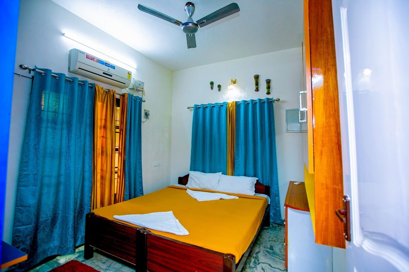 Queens Paradise Estate