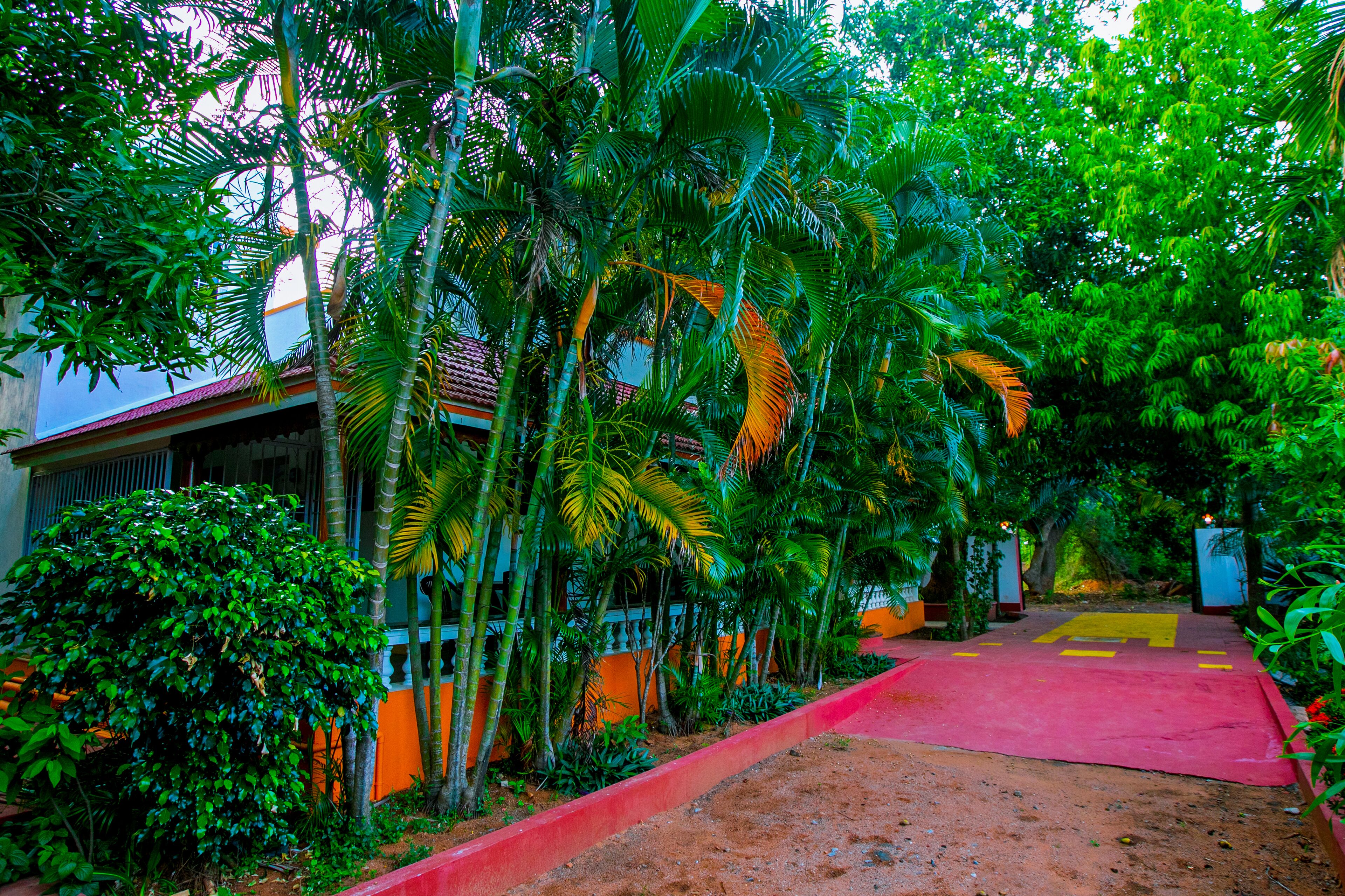 Queens Paradise Estate