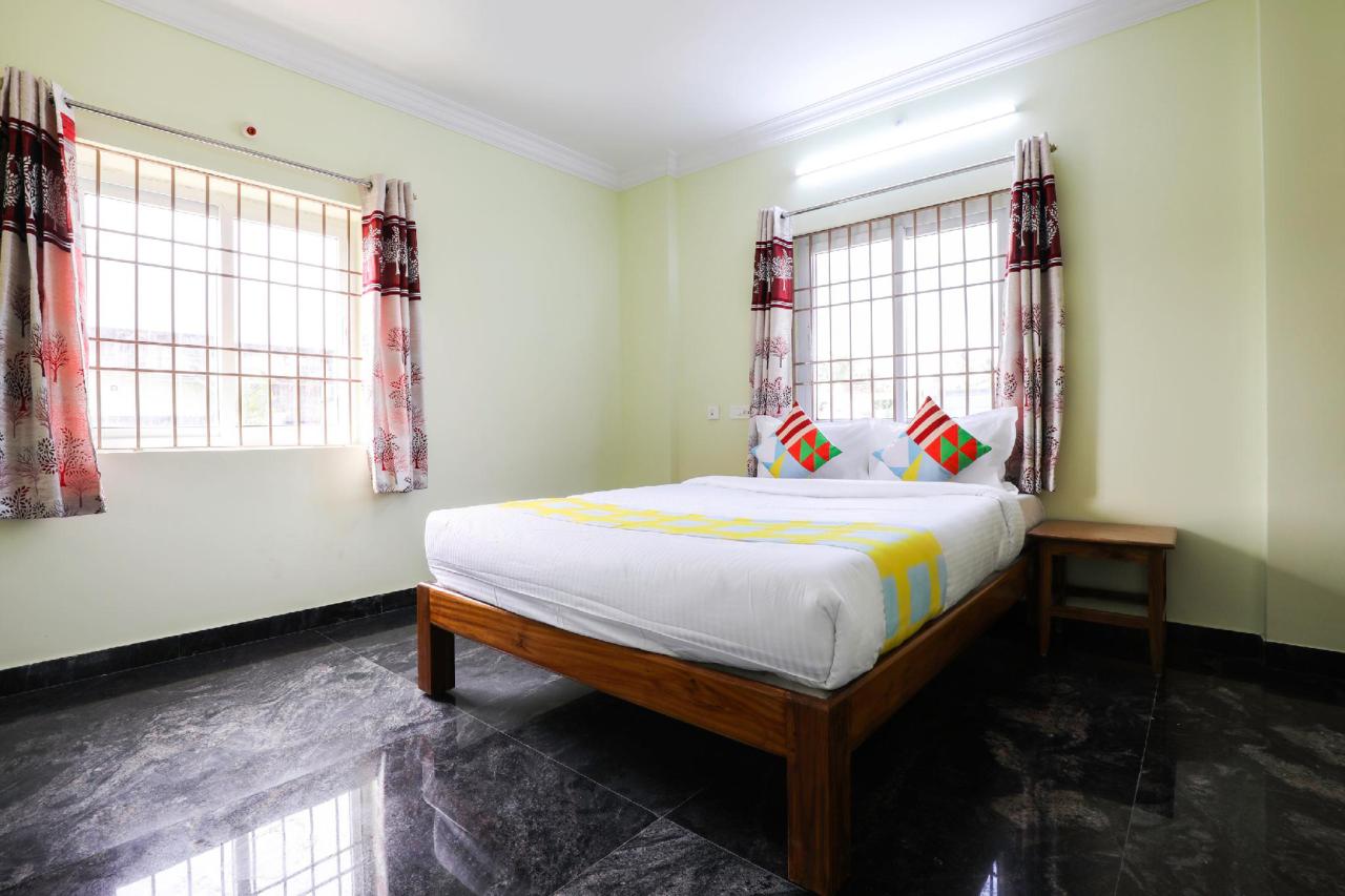 SNR Residency by OYO Rooms