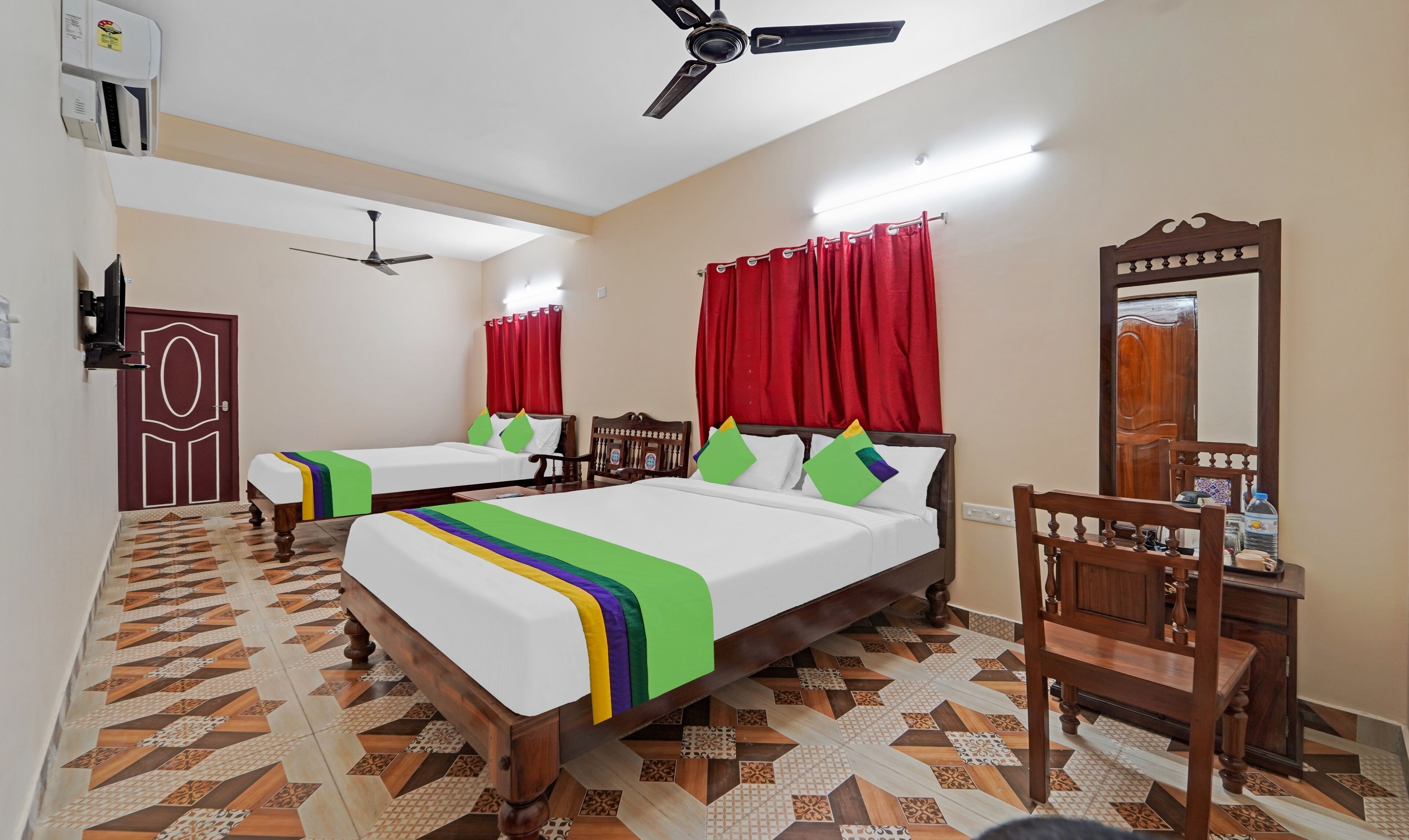 Treebo Trend Sri Saveraa Residency