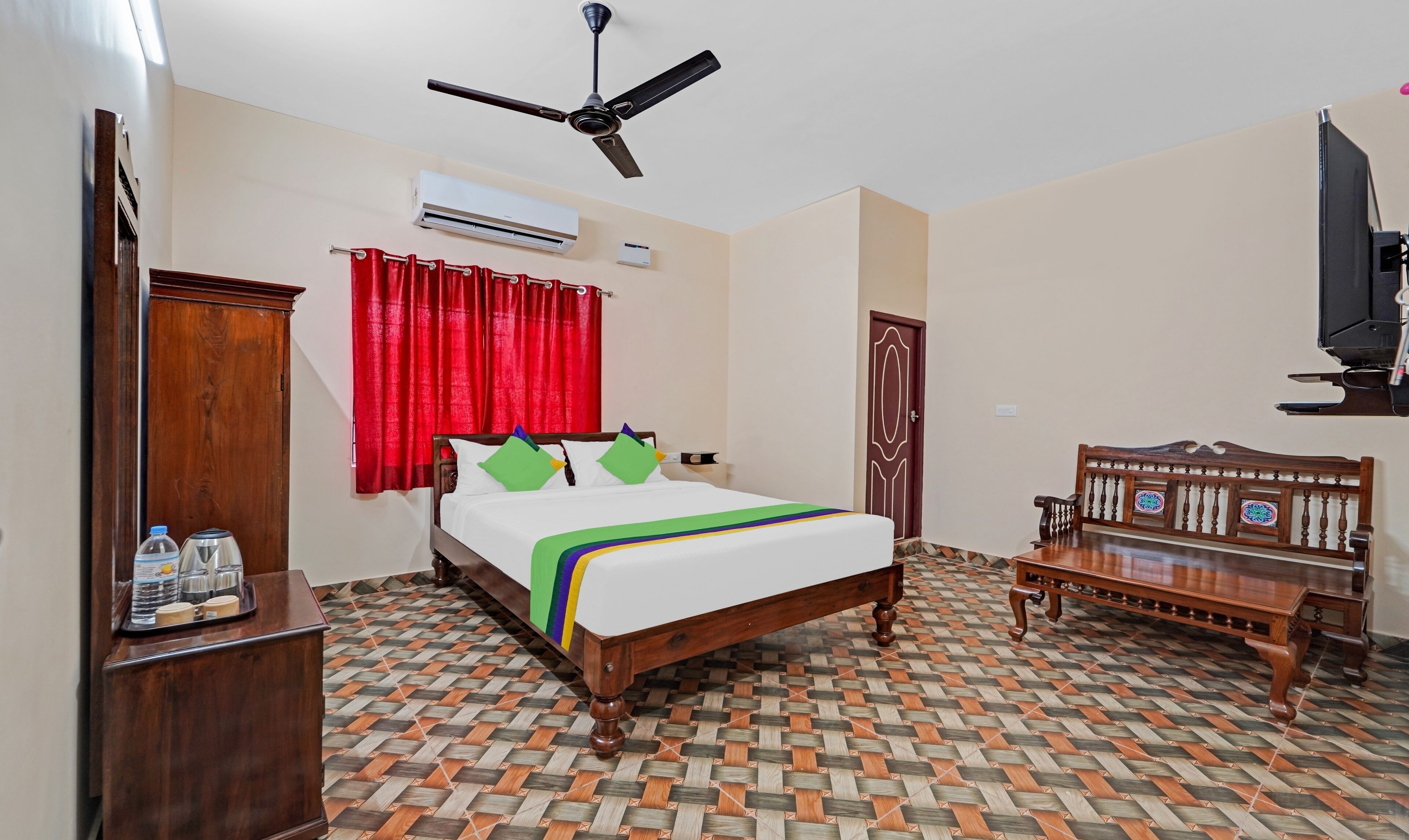 Treebo Trend Sri Saveraa Residency