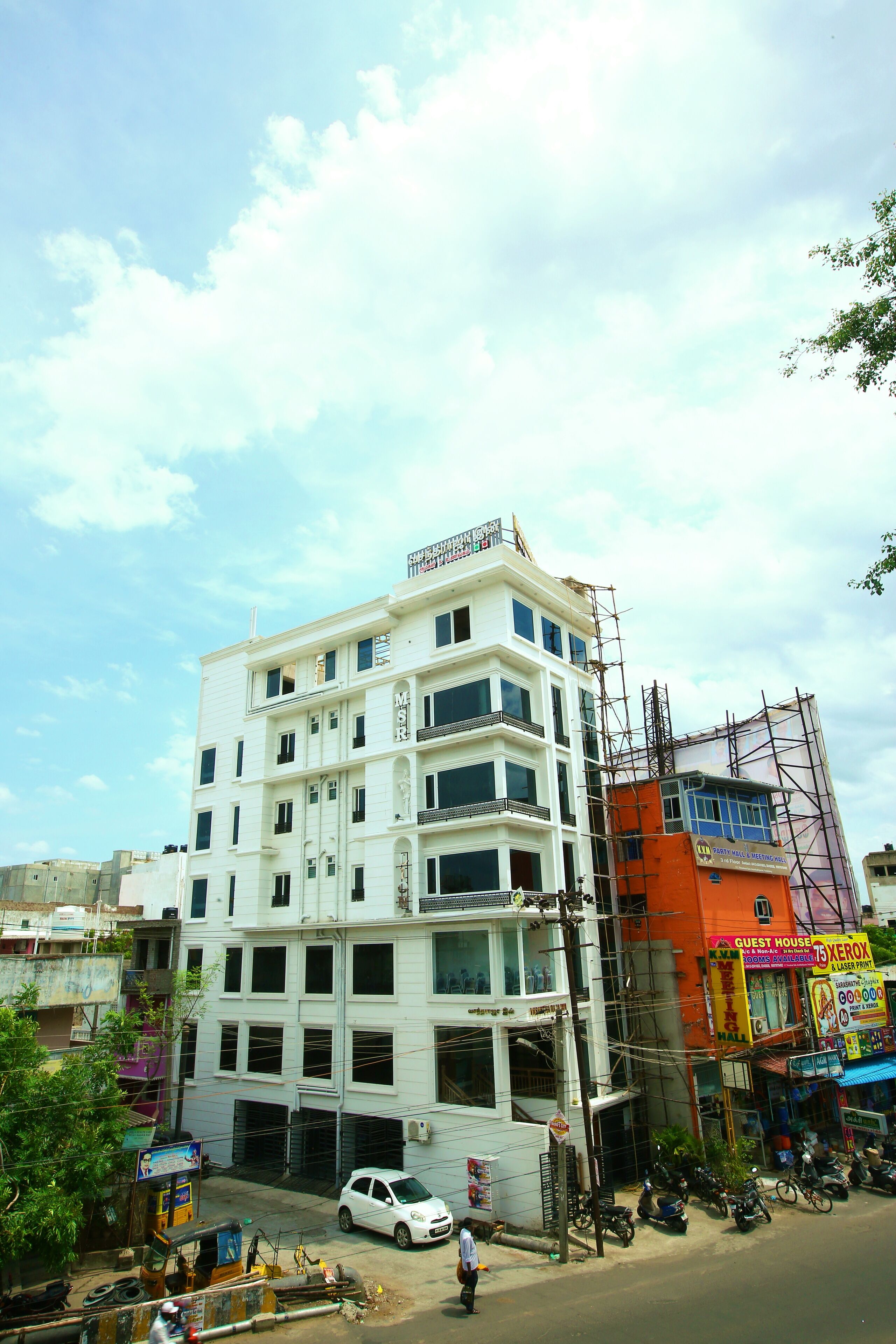 Vasantharaja Inn