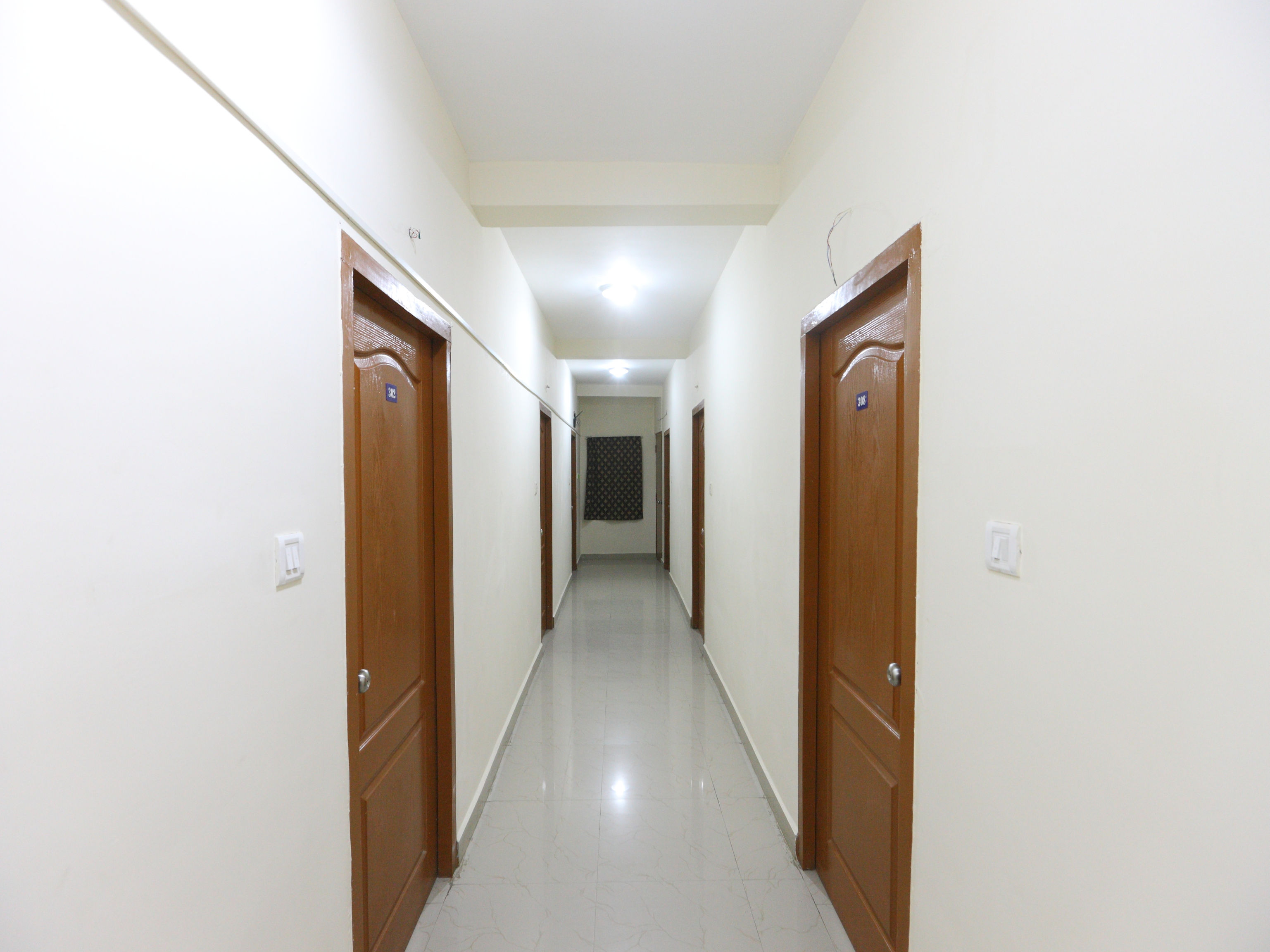 Reddy's International By OYO Rooms