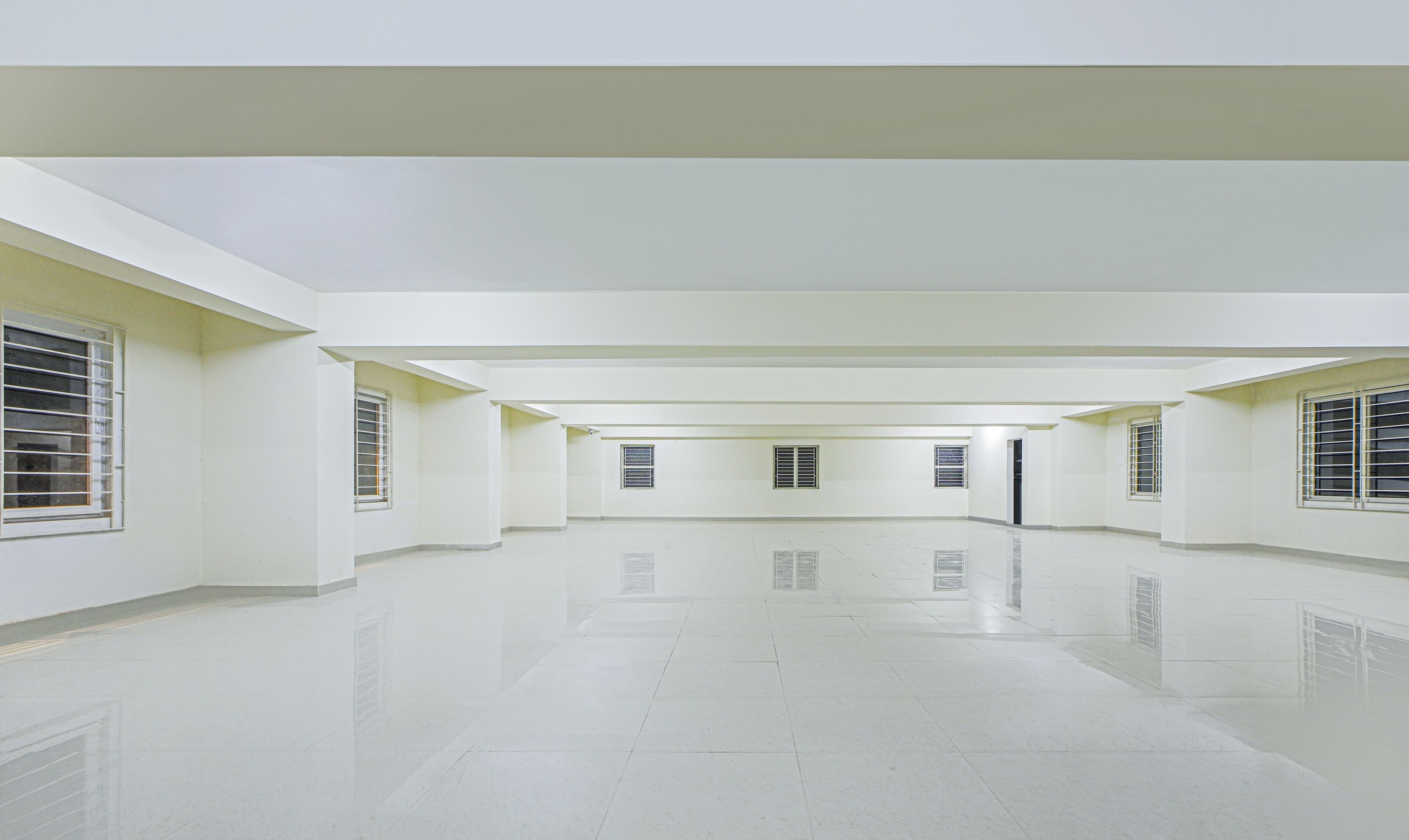 Treebo Trend Naaz Royal