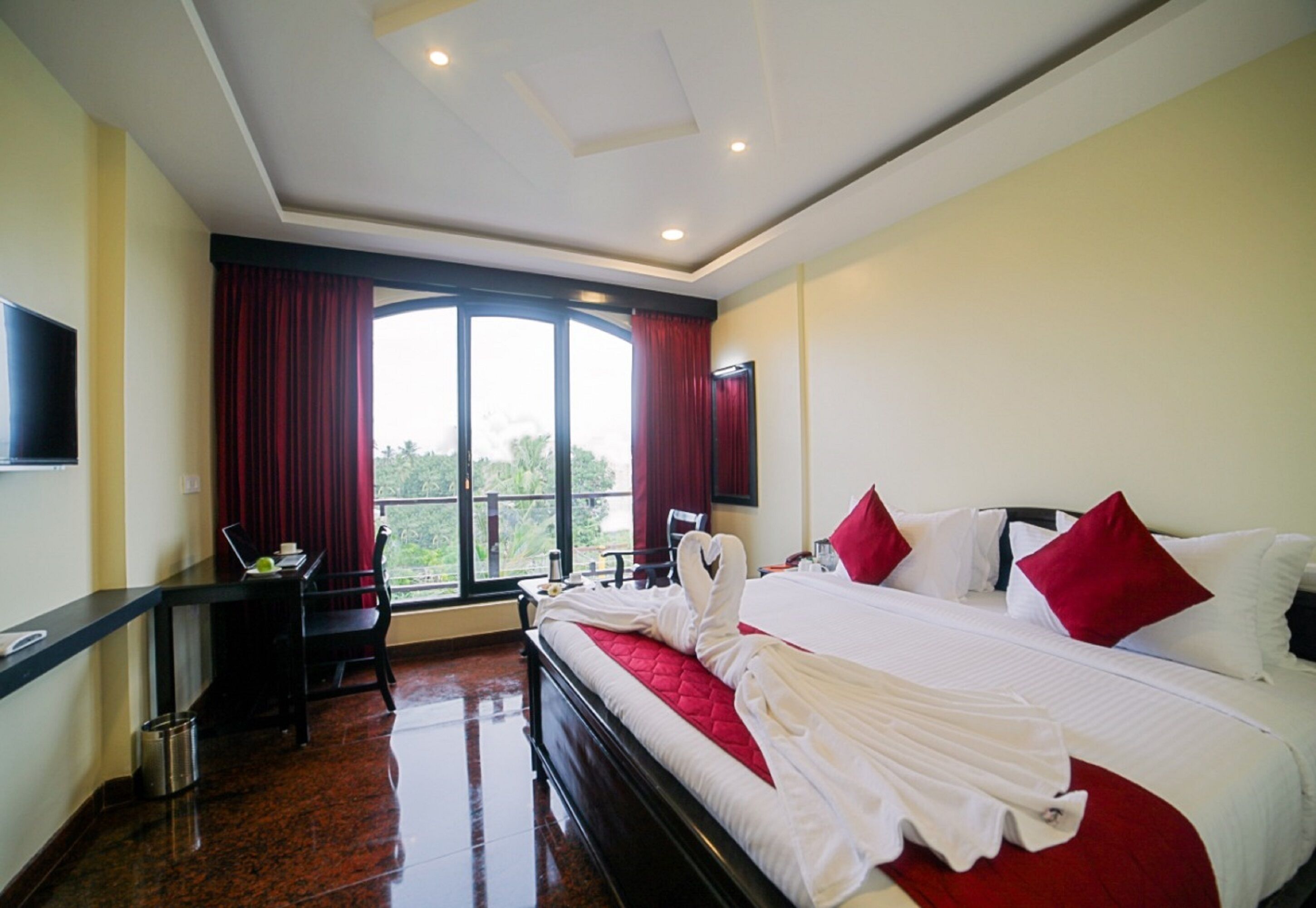 Hotel Rivieraa