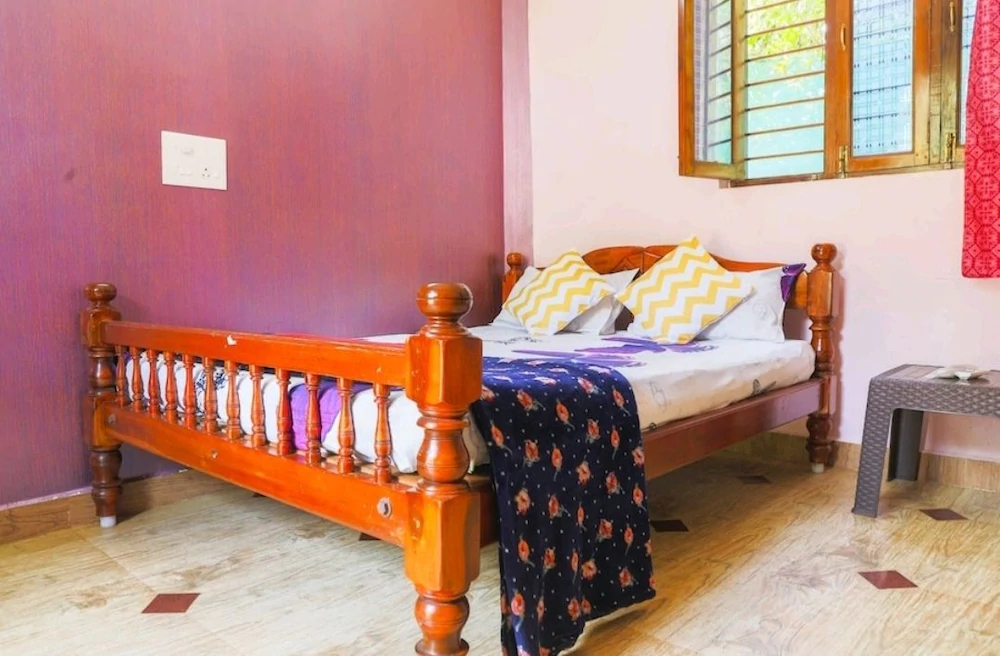 Rainbow Cottages ECR