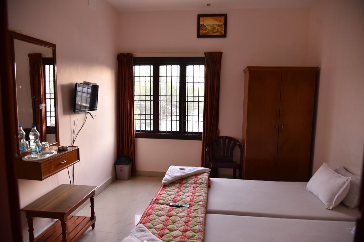 R M Guest House