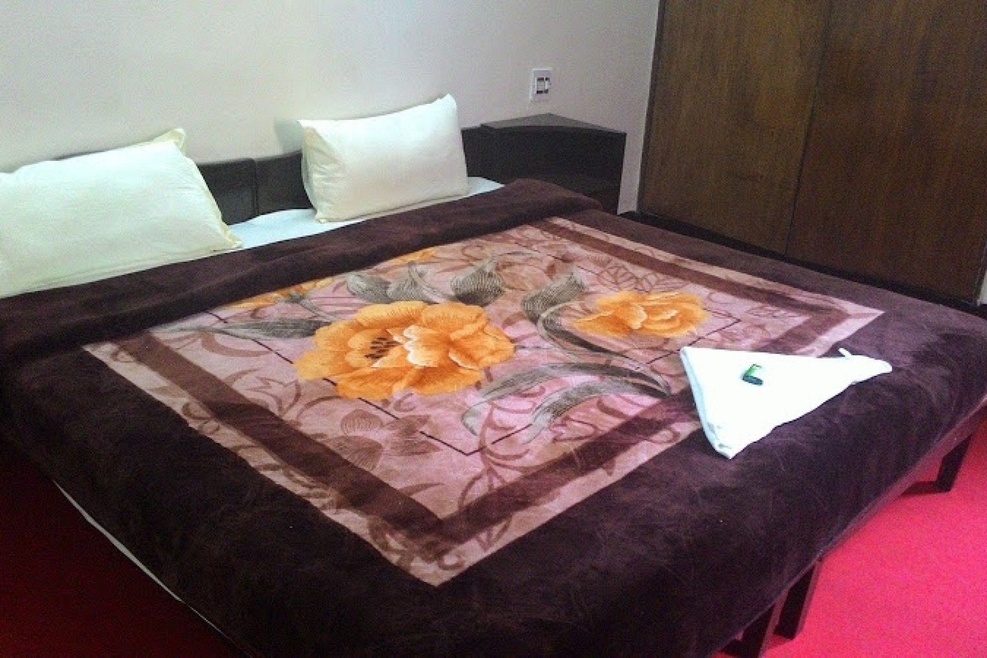 Sree Harshav Cottage by GuestHouser