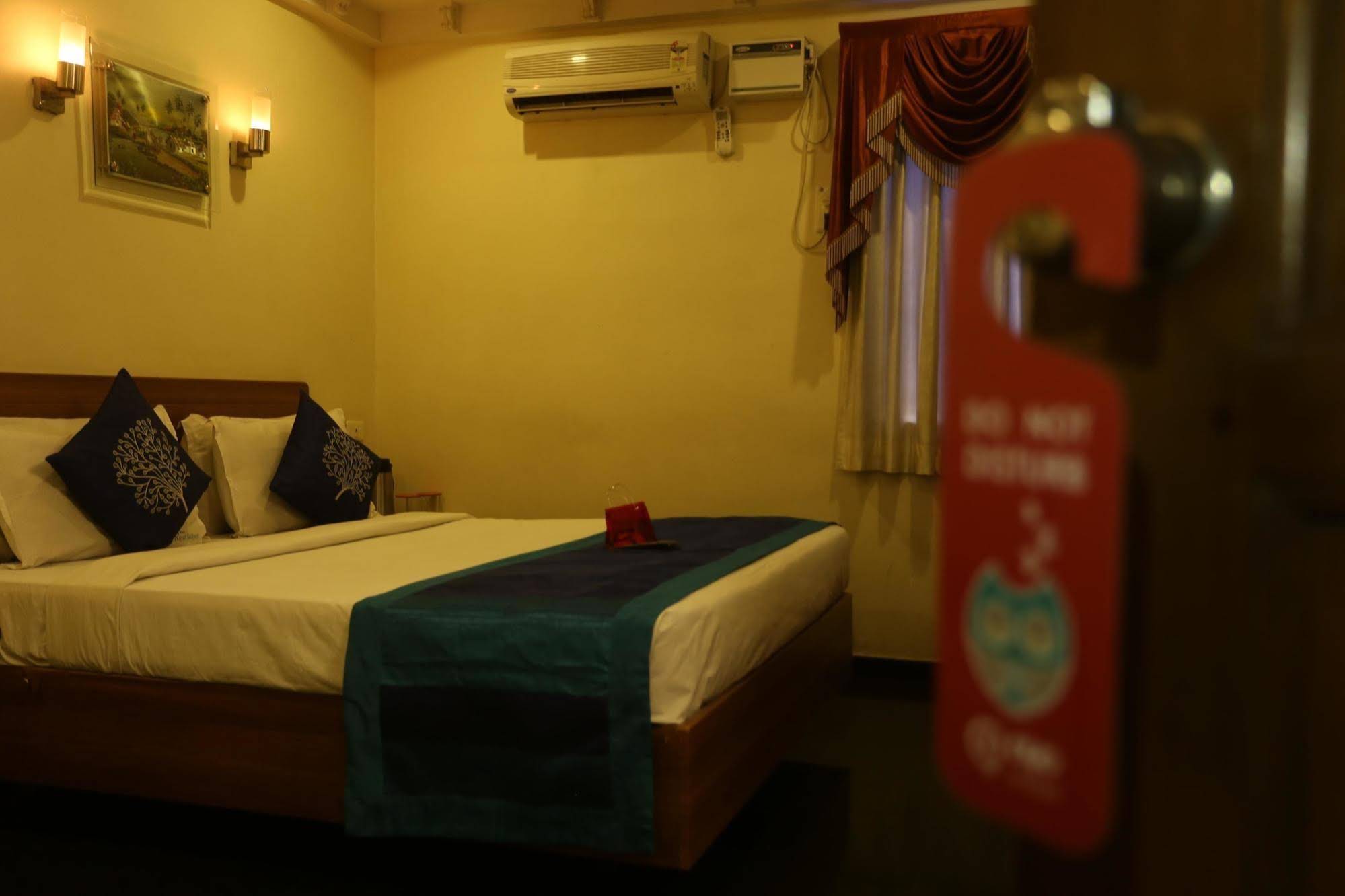 Hotel Royal Sathyam