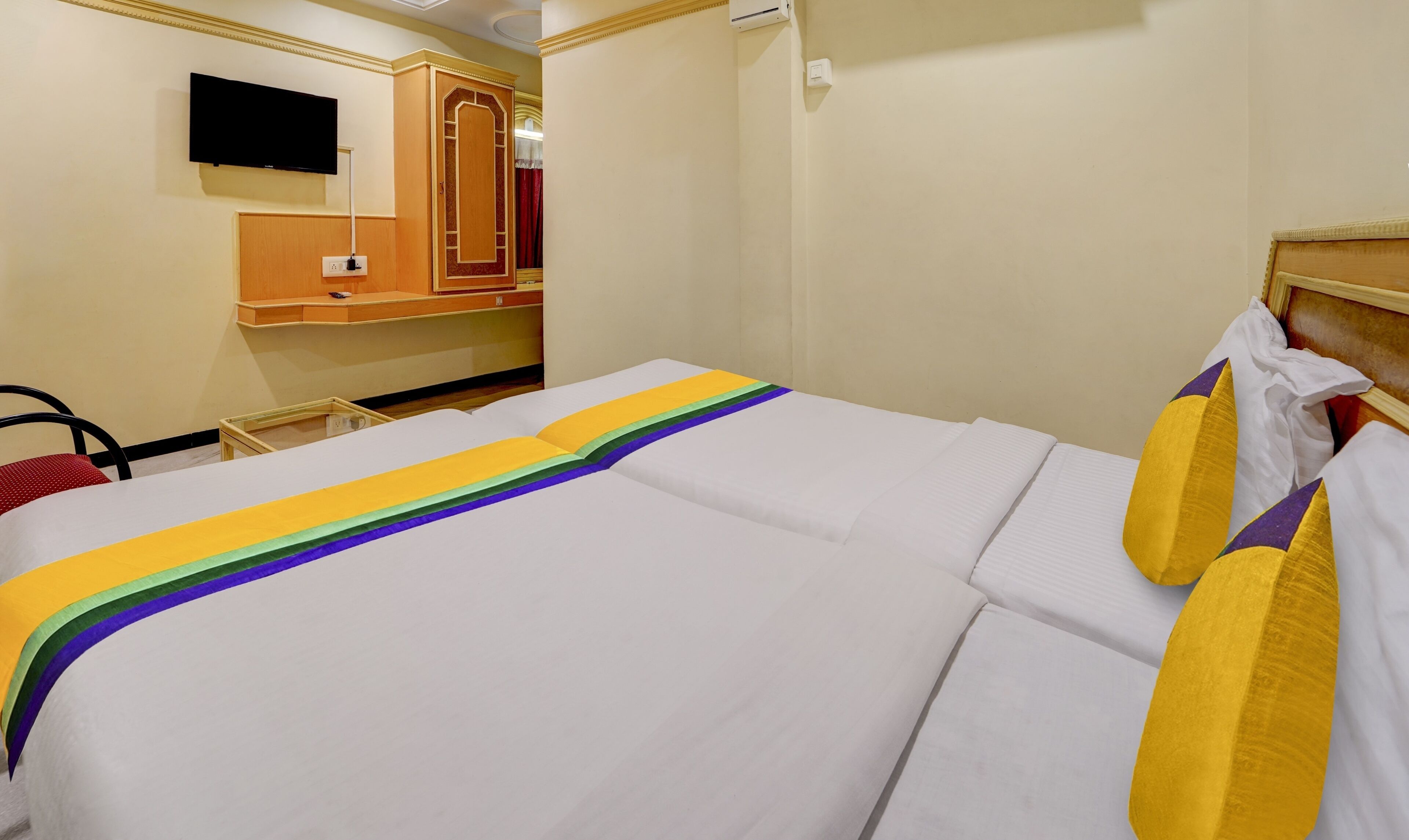 Itsy By Treebo Coastal Grand Sathyam