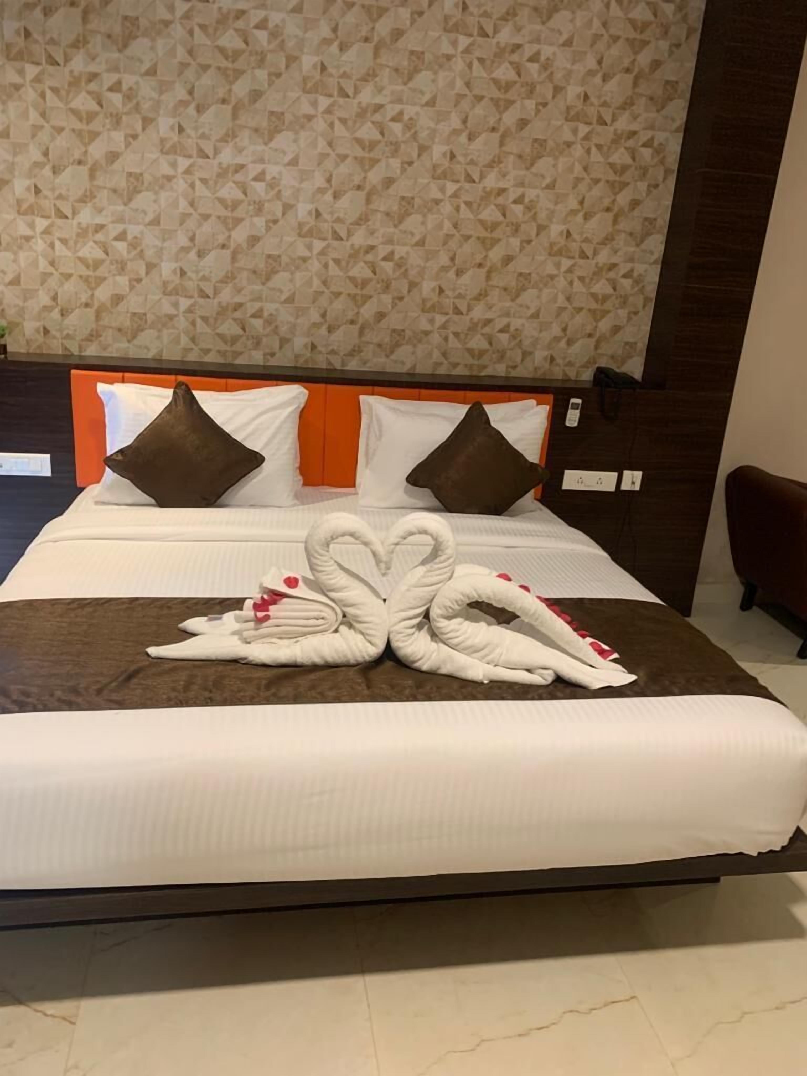 Purple Hotels & Resorts