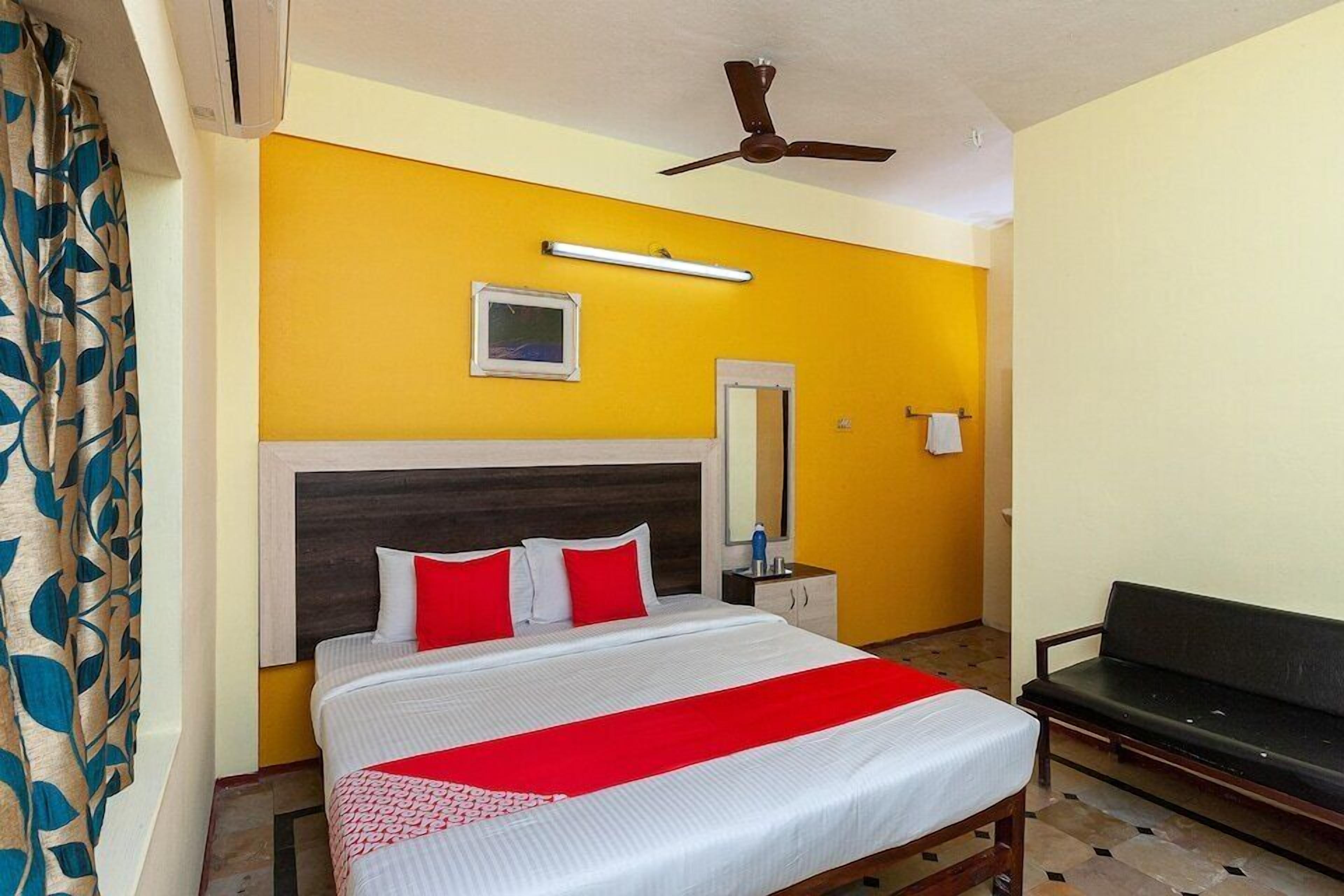 Siva Sakthi Hotel A Unit Of Ammayi Hotel