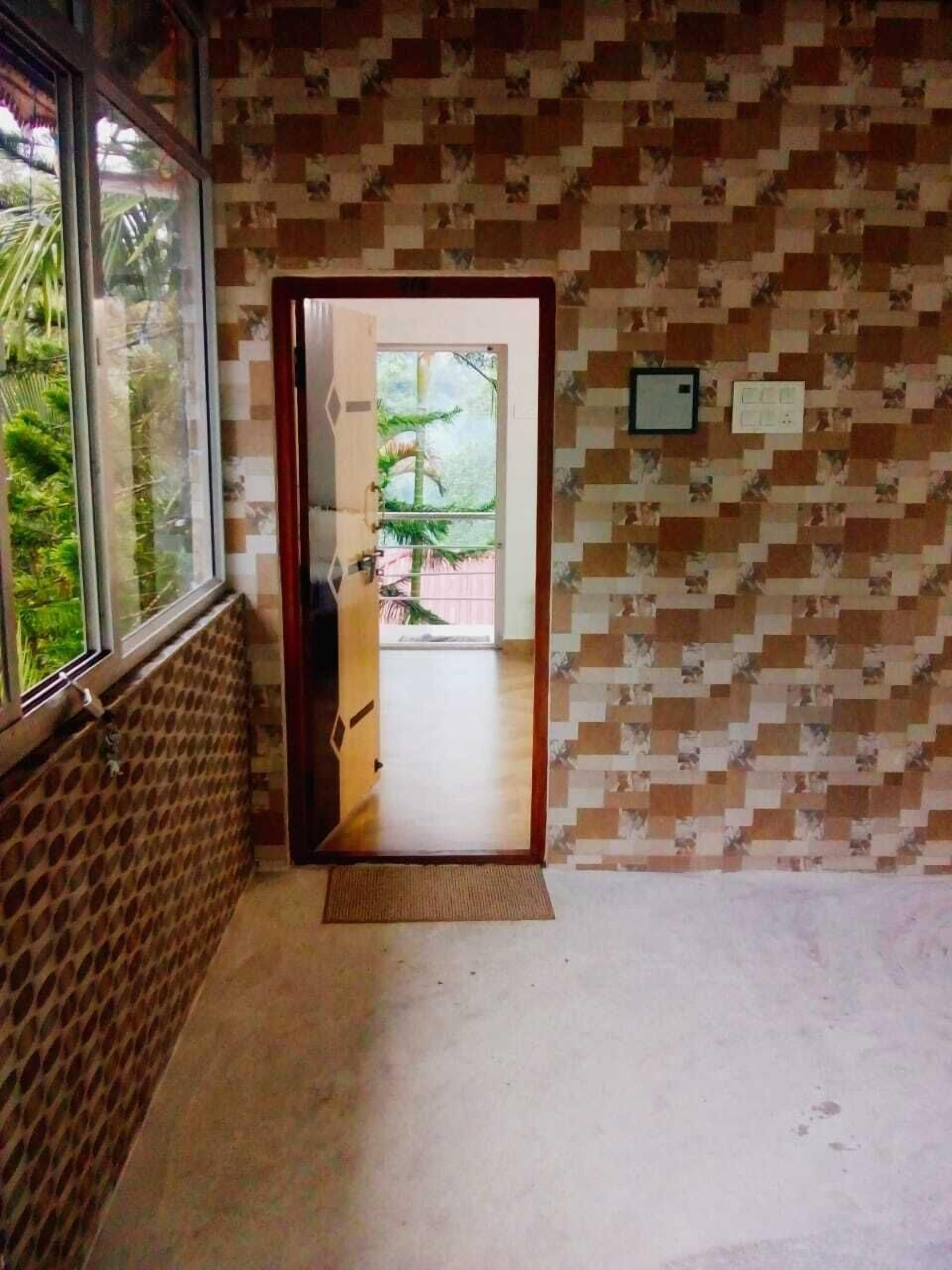 Livgrand Deepikas Residence Valparai